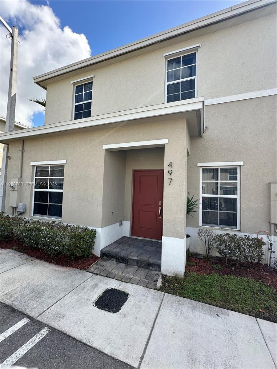 497 NE 4th St, Florida City, FL 33034