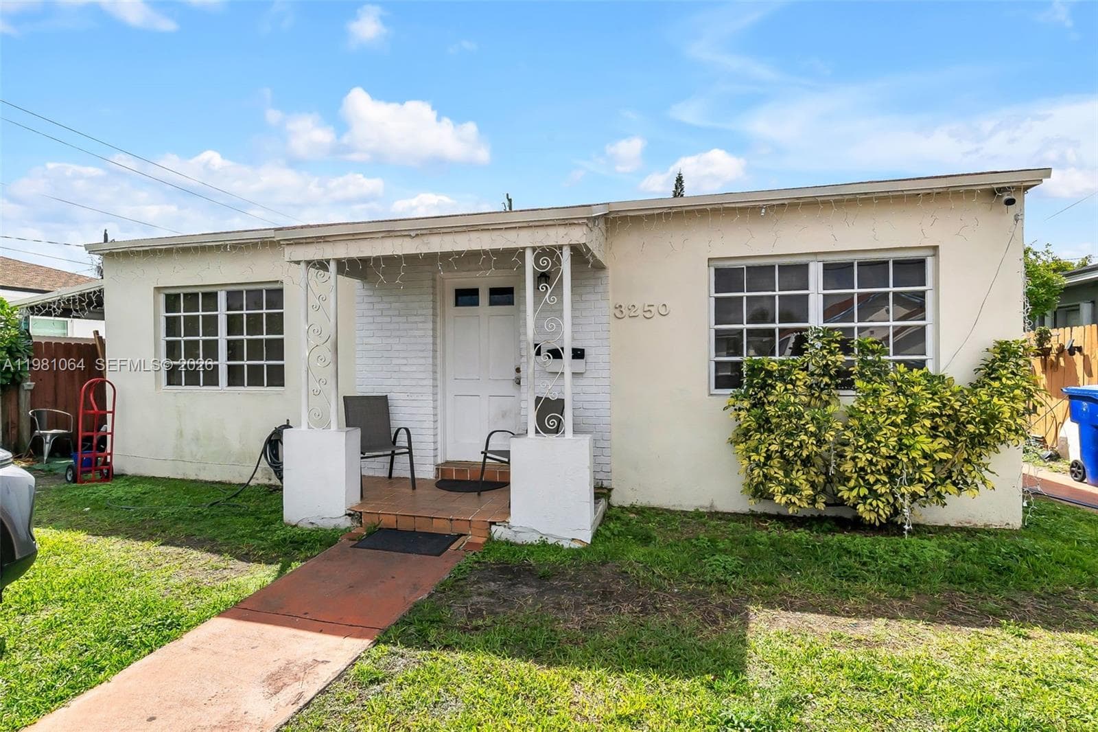 3250 NW 14th Ter, Miami, FL 33125 photo 2