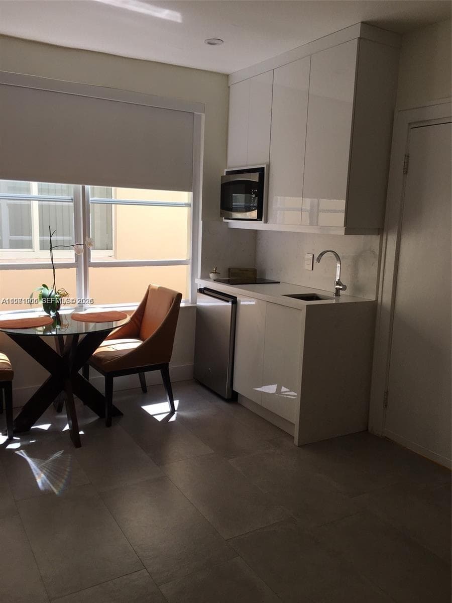 119 Menores Ave # 8A, Coral Gables, FL 33134 photo 4