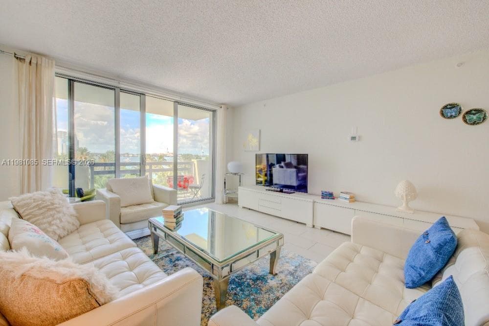 1500 Bay Rd # 528S, Miami Beach, FL 33139 photo 2