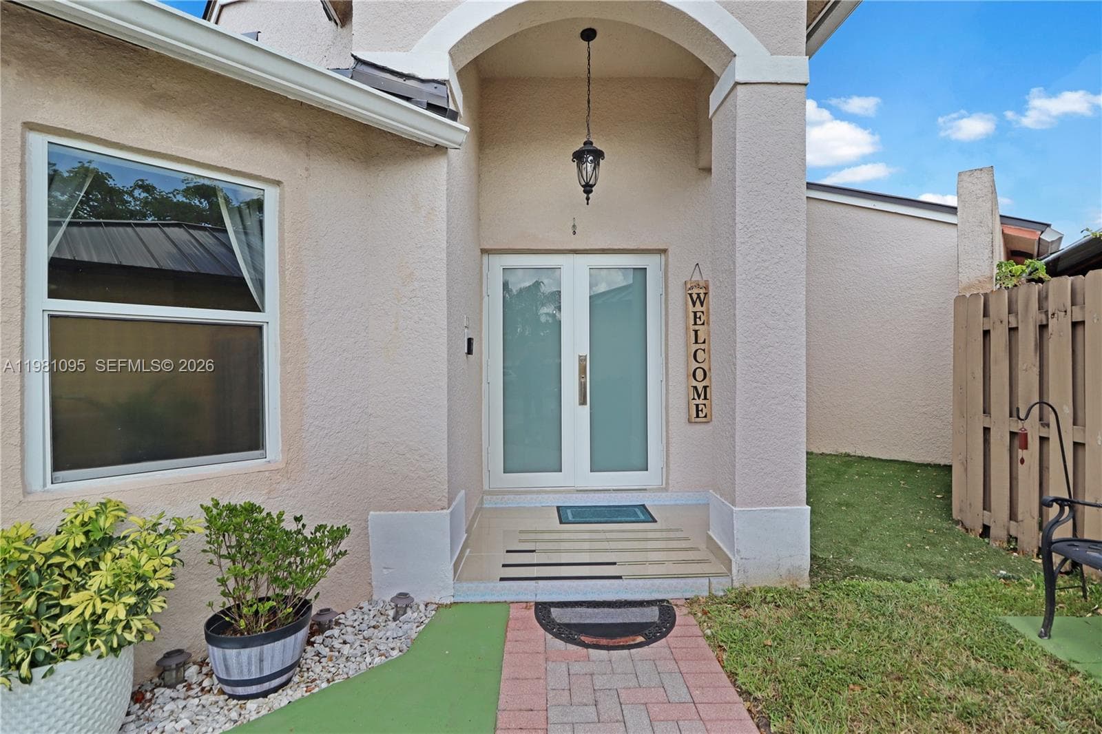 8070 SW 157th Pl, Miami, FL 33193 photo 3