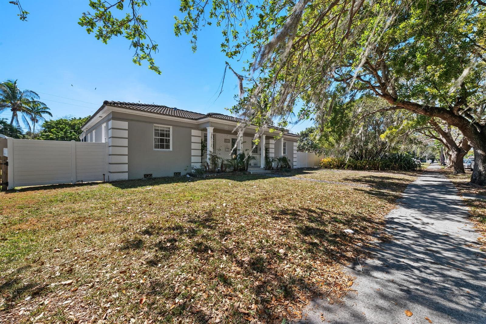 1516 Jefferson Street, Hollywood, FL 33020 photo 2
