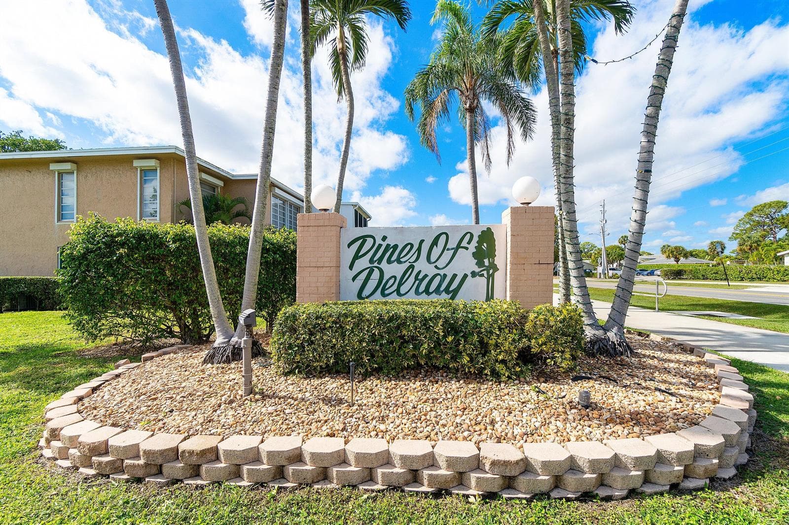 1020 Silk Oak Terrace # 102, Delray Beach, FL 33445 photo 2