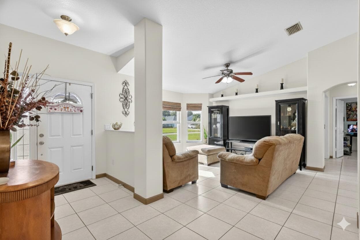 557 SW Halkell Avenue, Port St. Lucie, FL 34953 photo 5