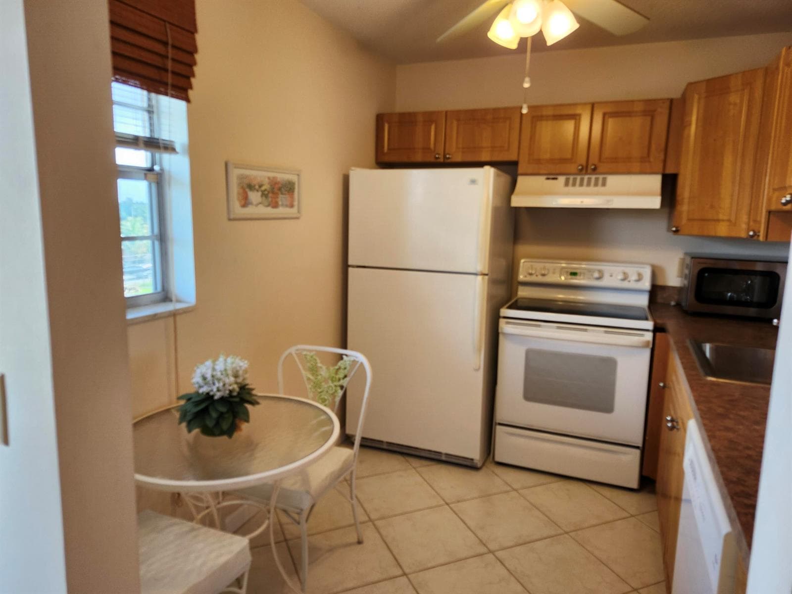 230 NE 26th Avenue # 408, Boynton Beach, FL 33435 photo 3