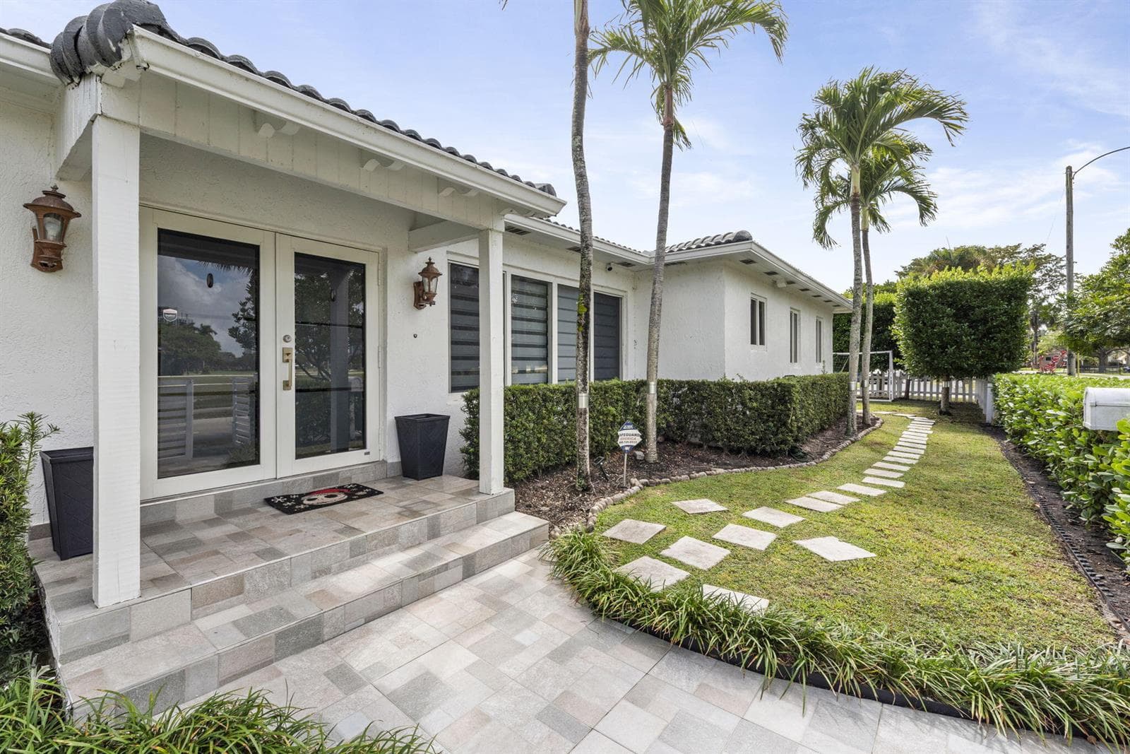 409 N 14th Avenue, Hollywood, FL 33020 photo 2