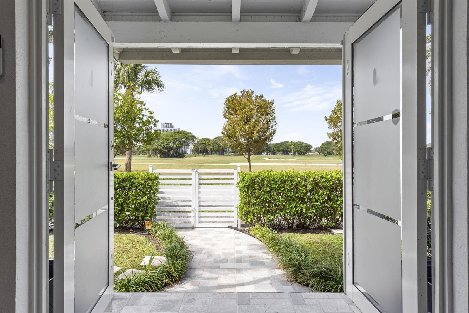 409 N 14th Avenue, Hollywood, FL 33020 photo 3