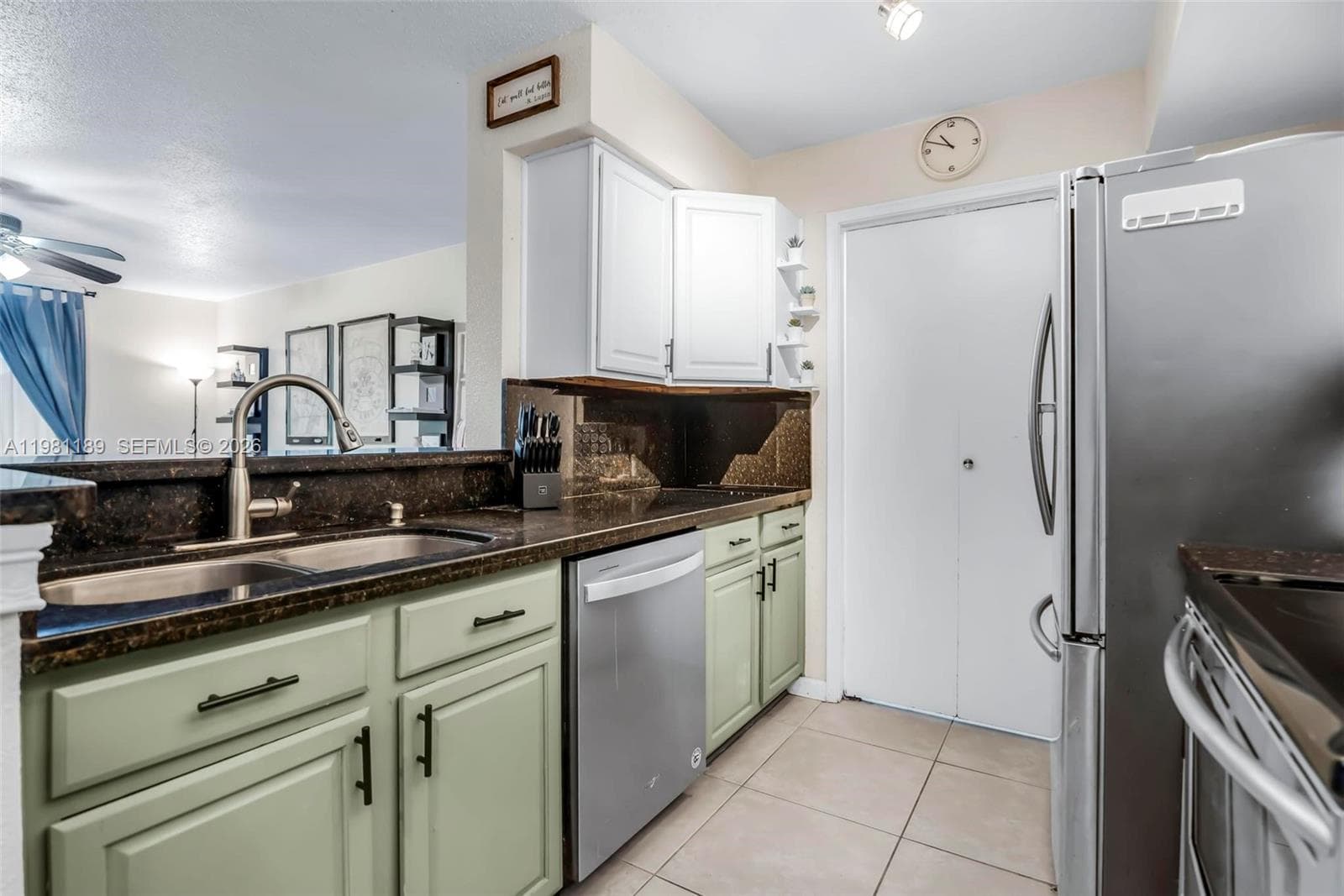 875 Riverside Dr # 712, Coral Springs, FL 33071 photo 4