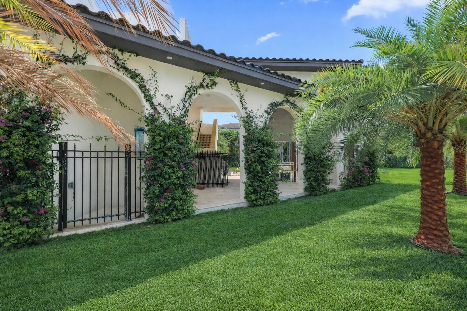 298 NE 8th Street, Boca Raton, FL 33432 photo 3