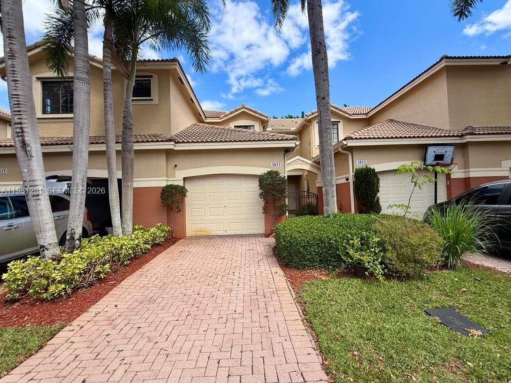 3813 Tree Top Dr, Weston, FL 33332 photo 2