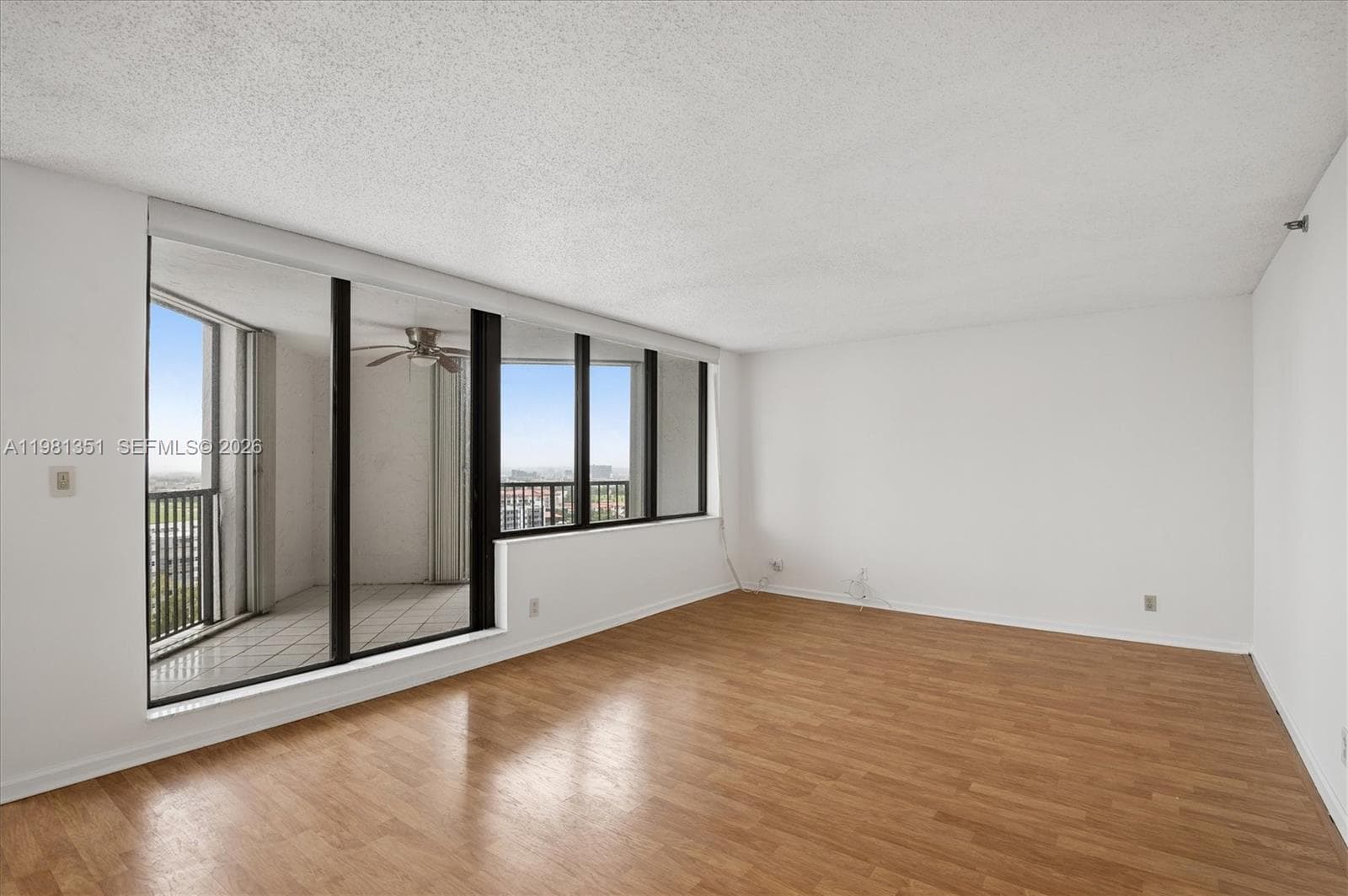 300 Three Islands Blvd # 516, Hallandale Beach, FL 33009 photo 2