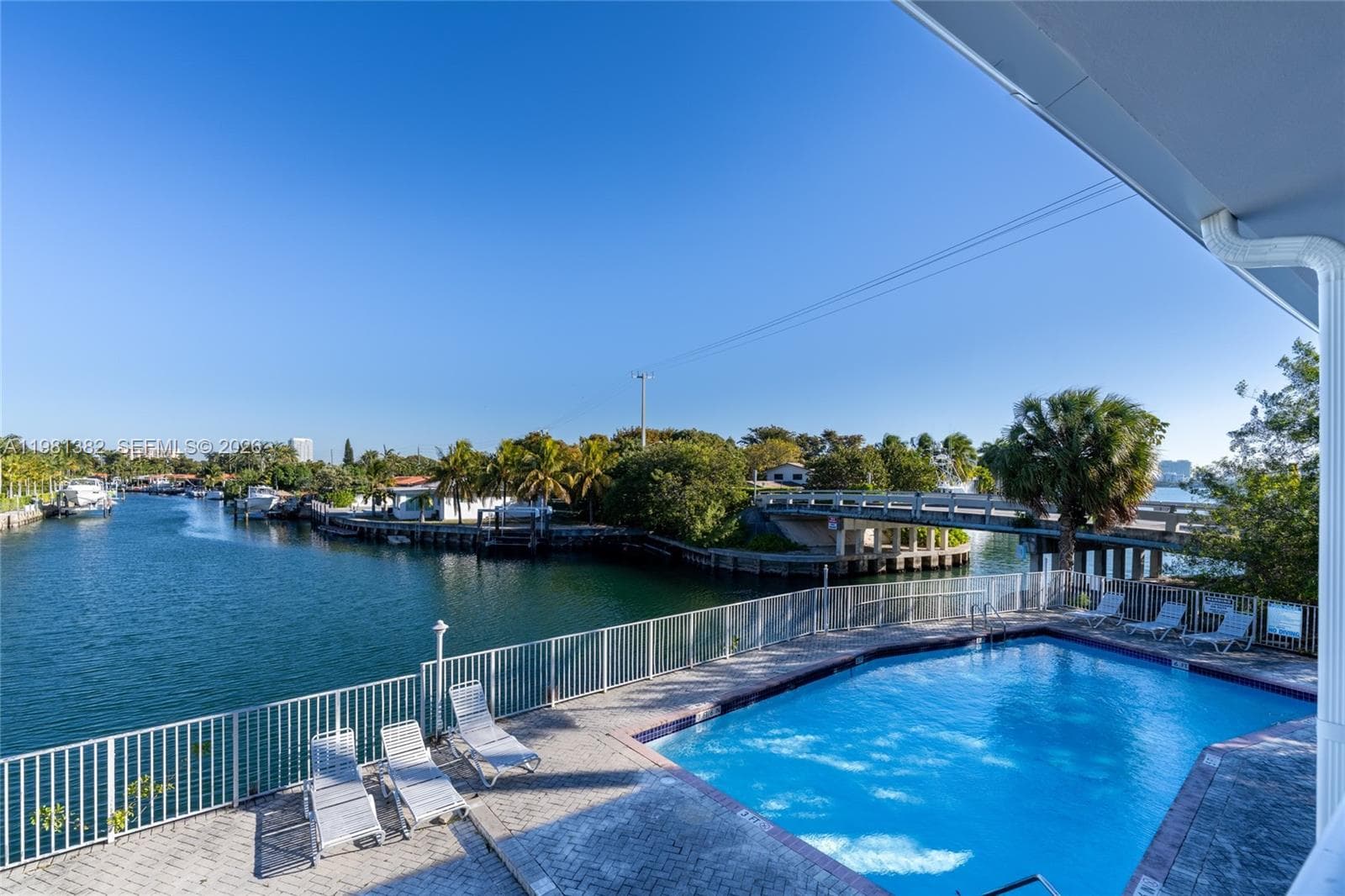2225 NE 123rd St # 215, North Miami, FL 33181