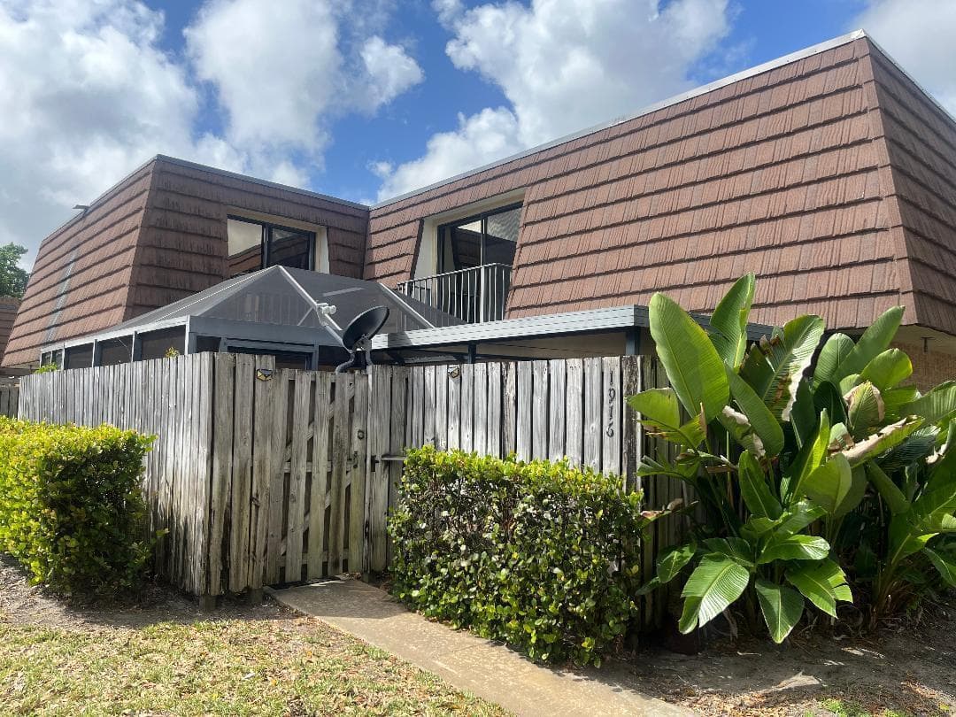1916 19th Lane, Palm Beach Gardens, FL 33418 photo 4