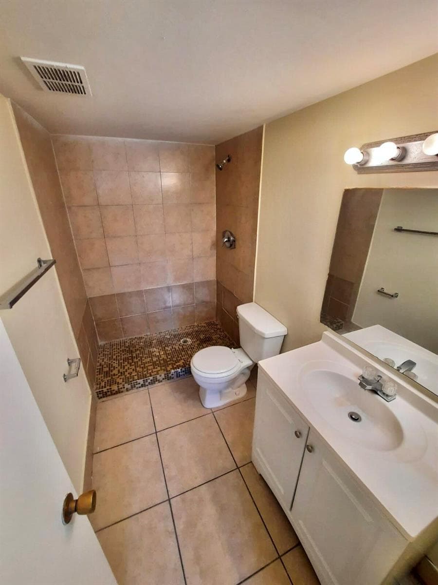 409 Executive Center Drive # 208, West Palm Beach, FL 33401 photo 5
