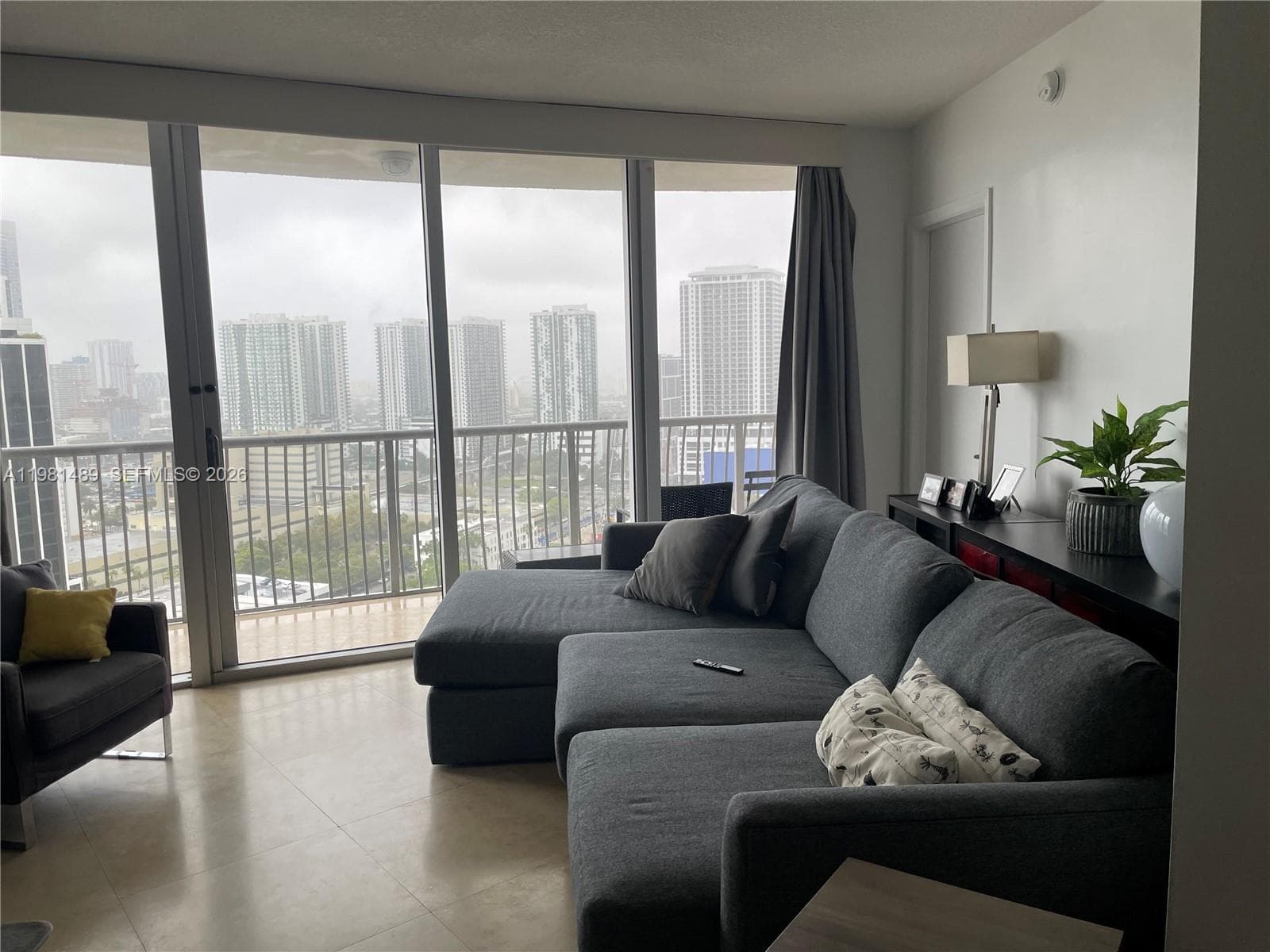 1750 N Bayshore Dr # 2814, Miami, FL 33132 photo 5