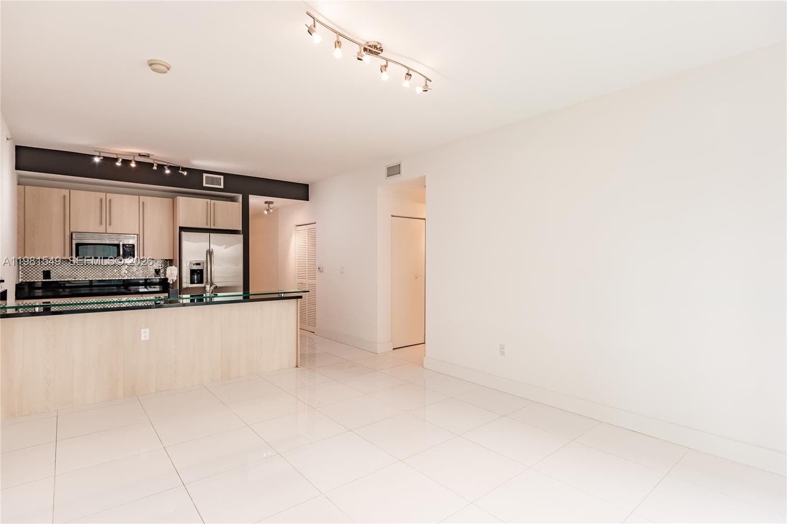 1111 SW 1st Ave # 3216-N, Miami, FL 33130 photo 4