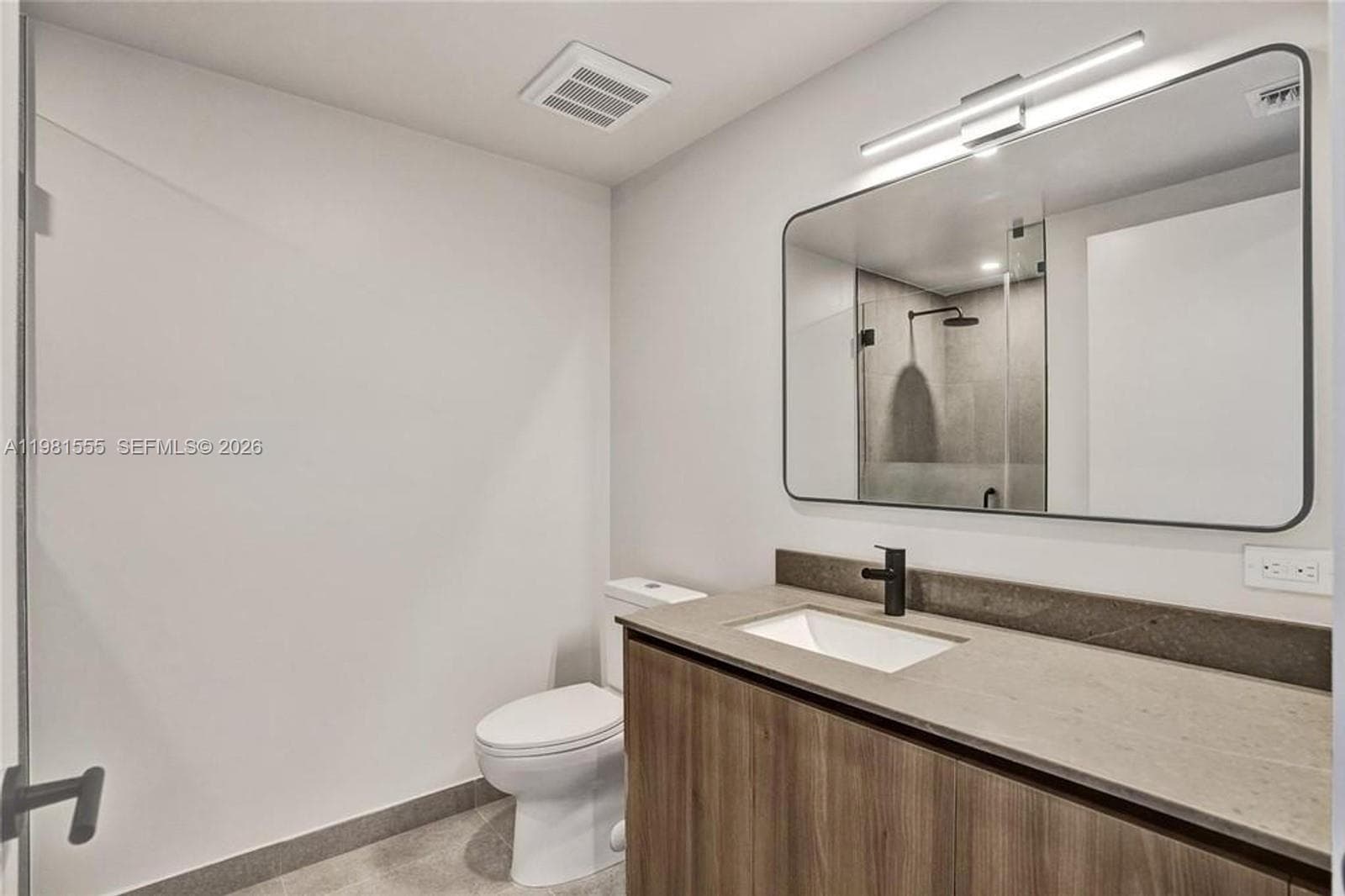121 NE 5 St # 801B, Miami, FL 33132 photo 4