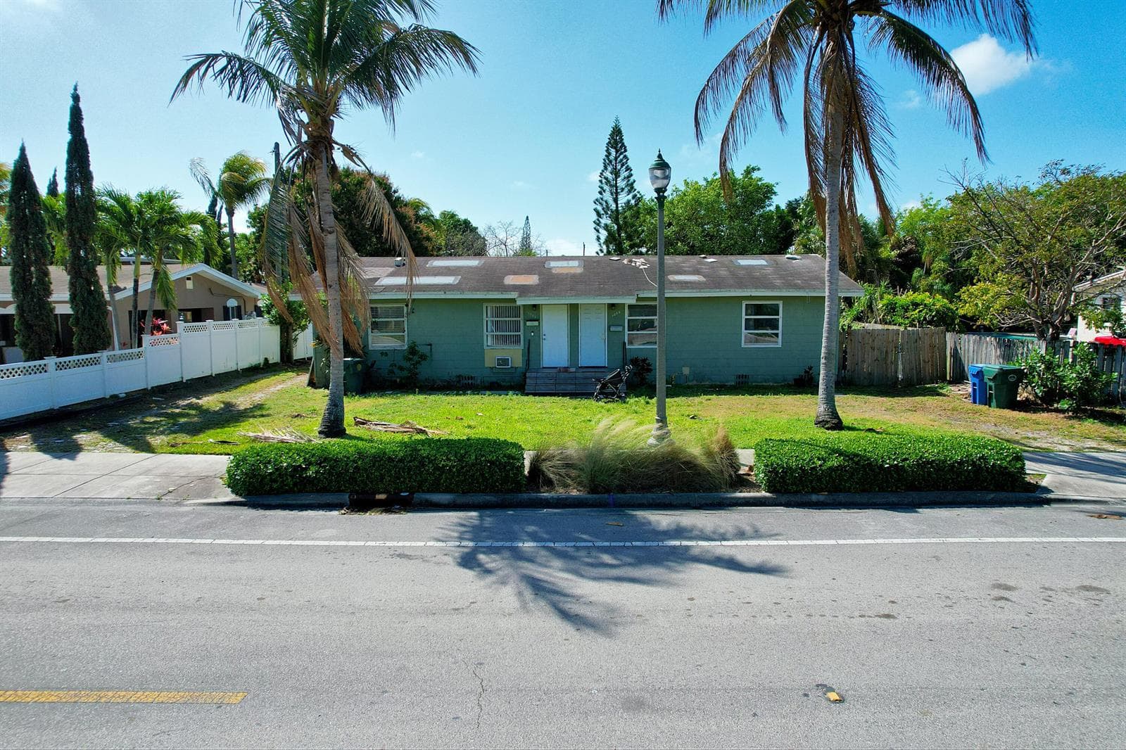 1056 NE 34th Court, Oakland Park, FL 33334 photo 3