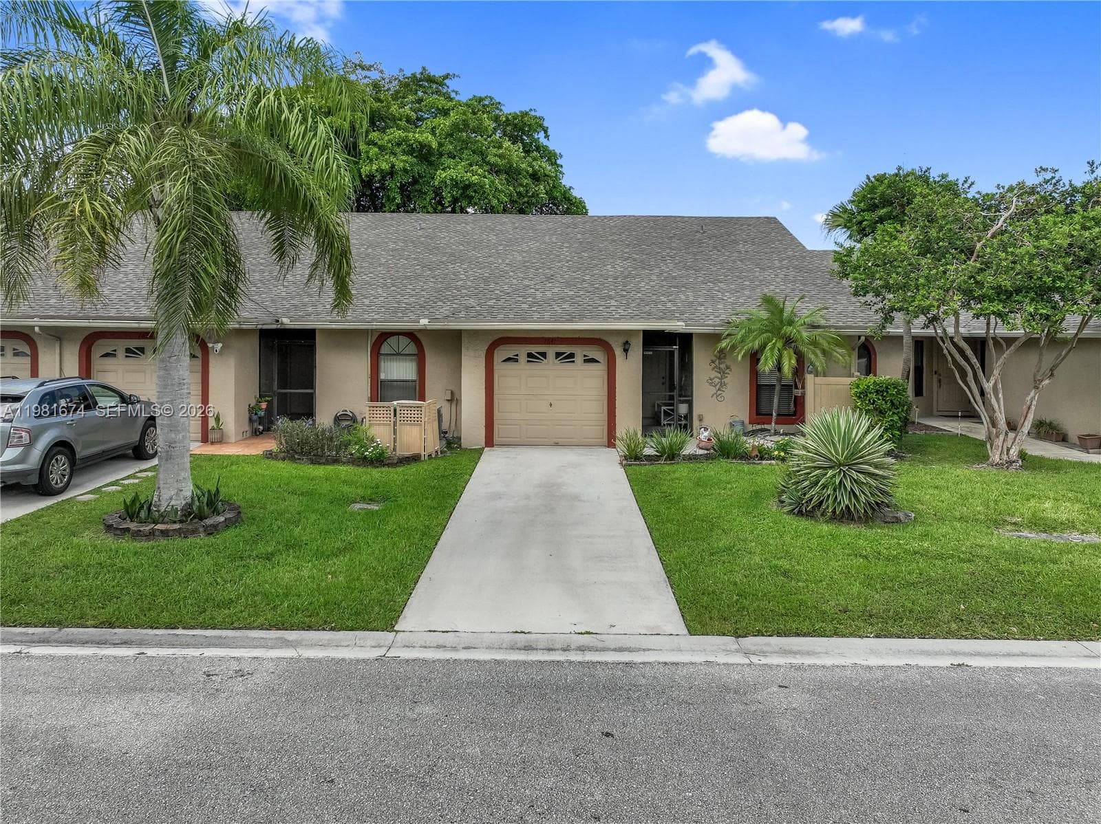 7641 NW 99th Ave, Tamarac, FL 33321 photo 2