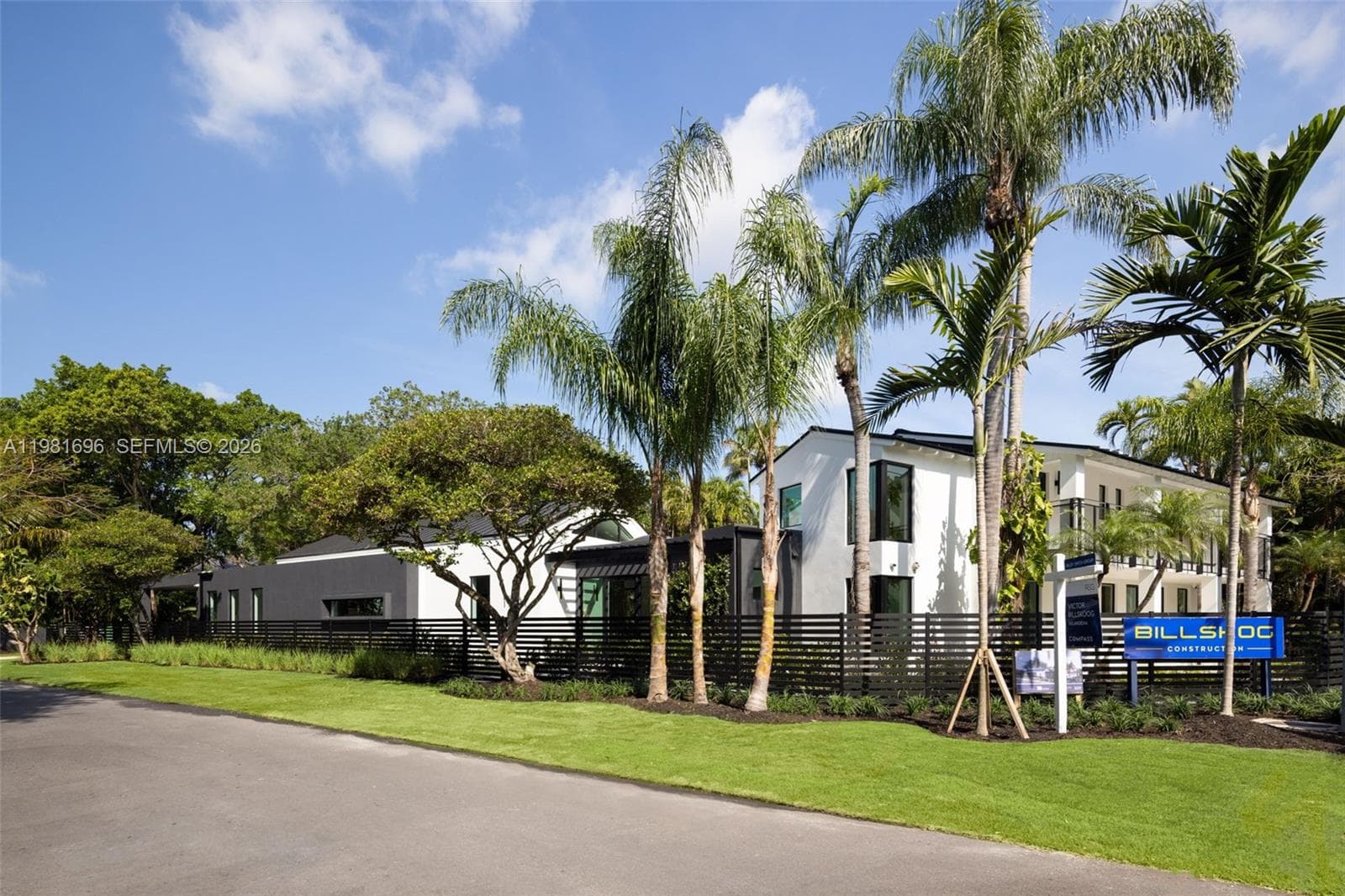 1701 Micanopy Ave, Coconut Grove, FL 33133 photo 2