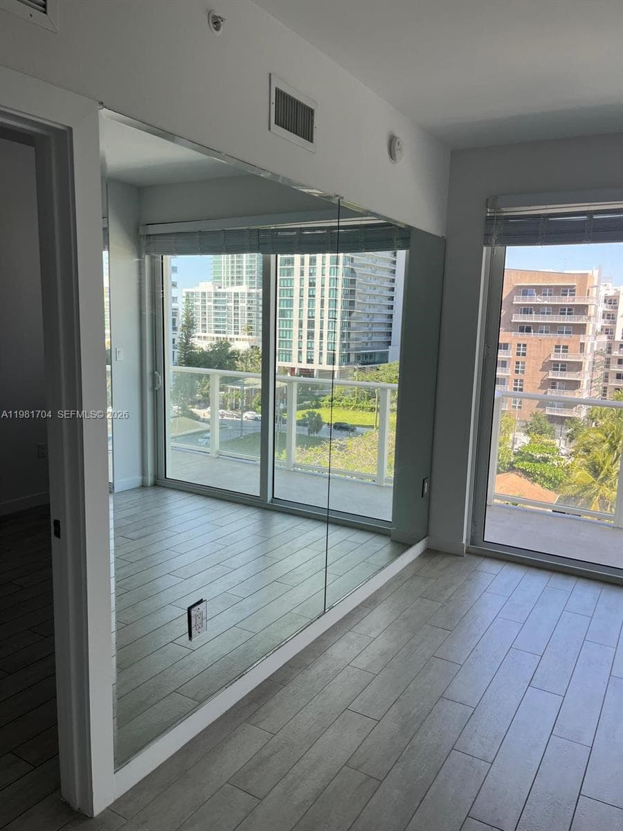 321 NE 26th St # 717, Miami, FL 33137 photo 2