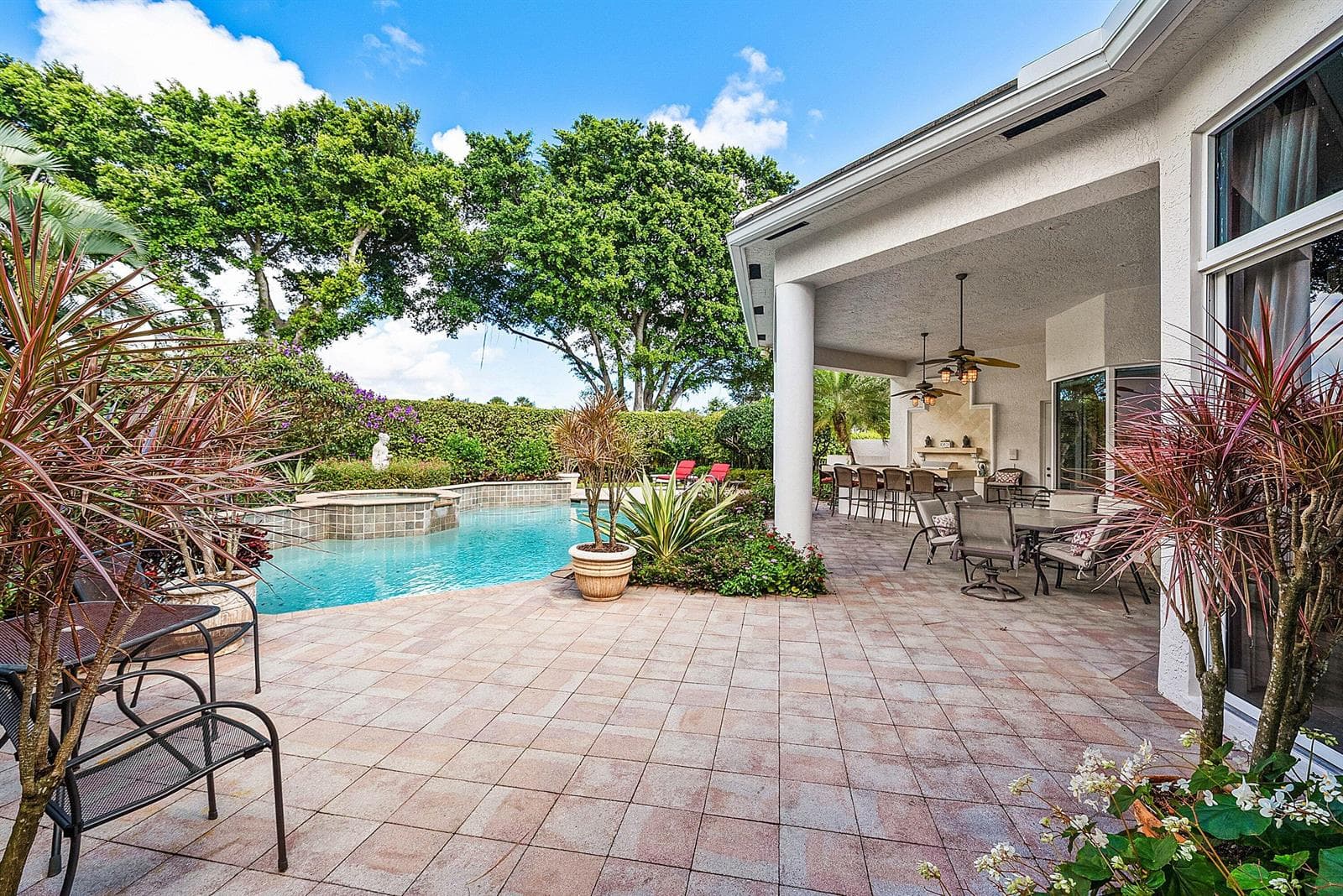 114 Vintage Isle Lane, Palm Beach Gardens, FL 33418 photo 2