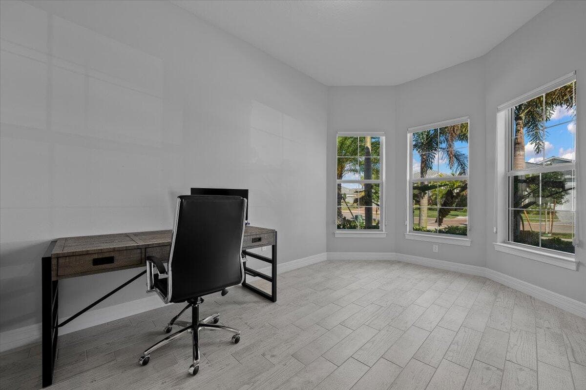10366 Northbrook Circle, Palm Beach Gardens, FL 33412 photo 2