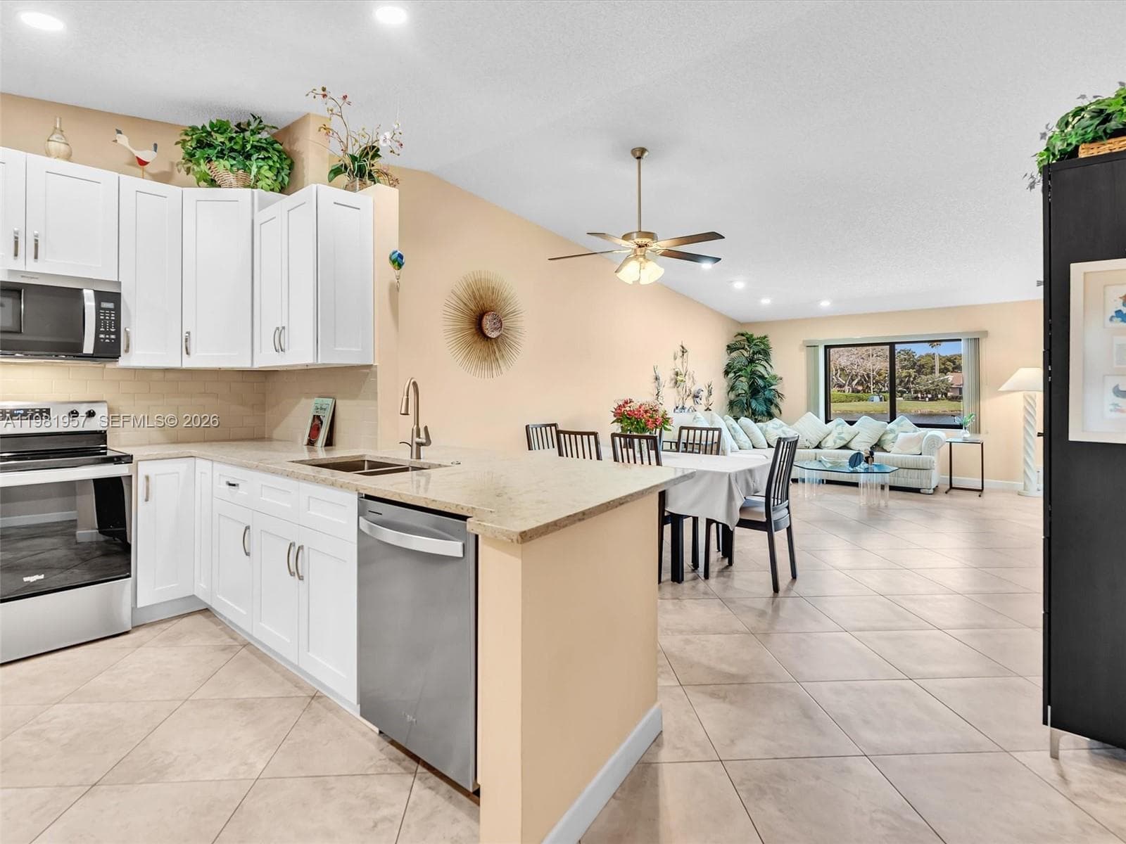 8111 Songbird Ter # B, Boca Raton, FL 33496 photo 4