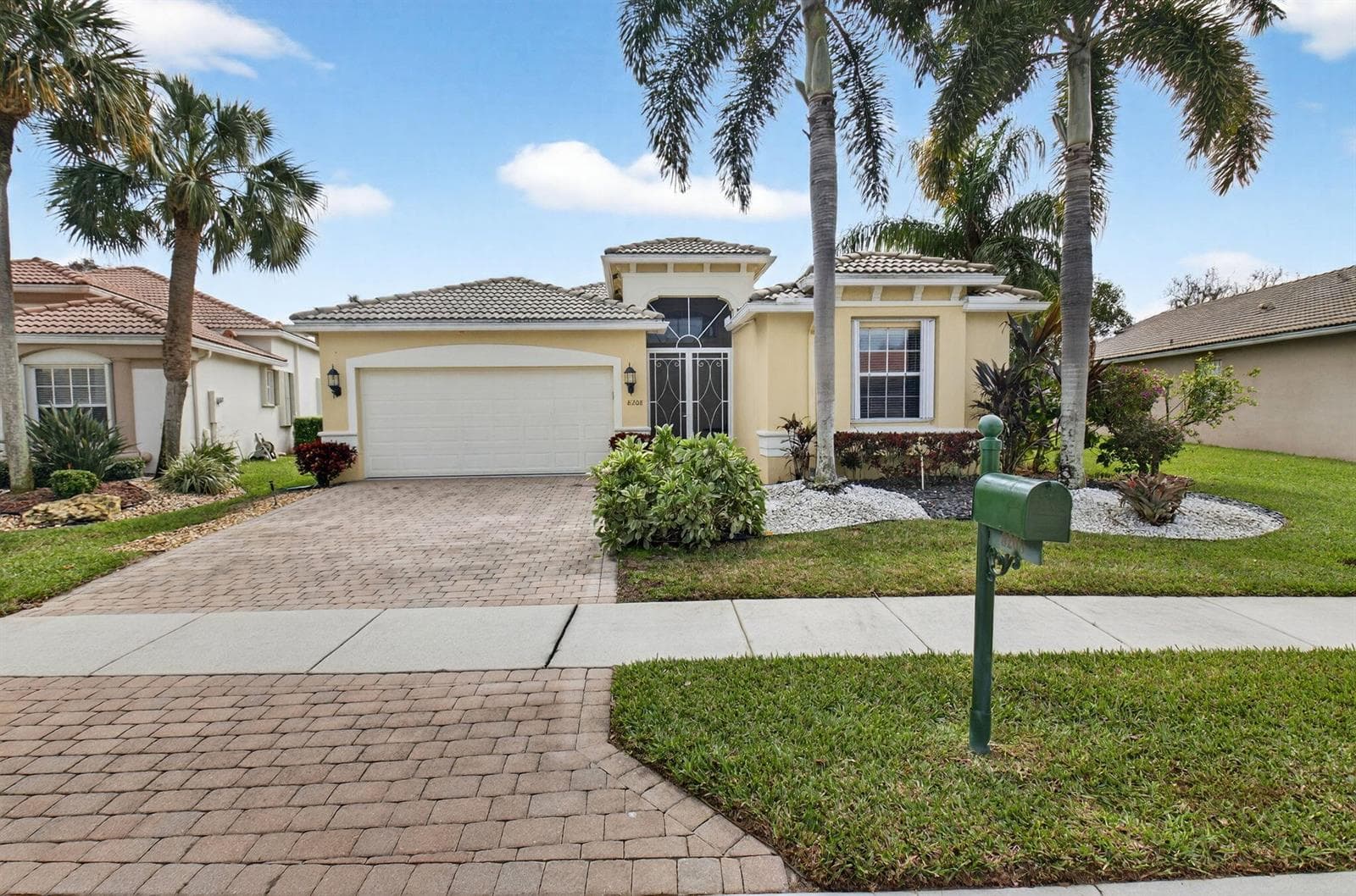 8208 Parini Way, Lake Worth, FL 33467 photo 2