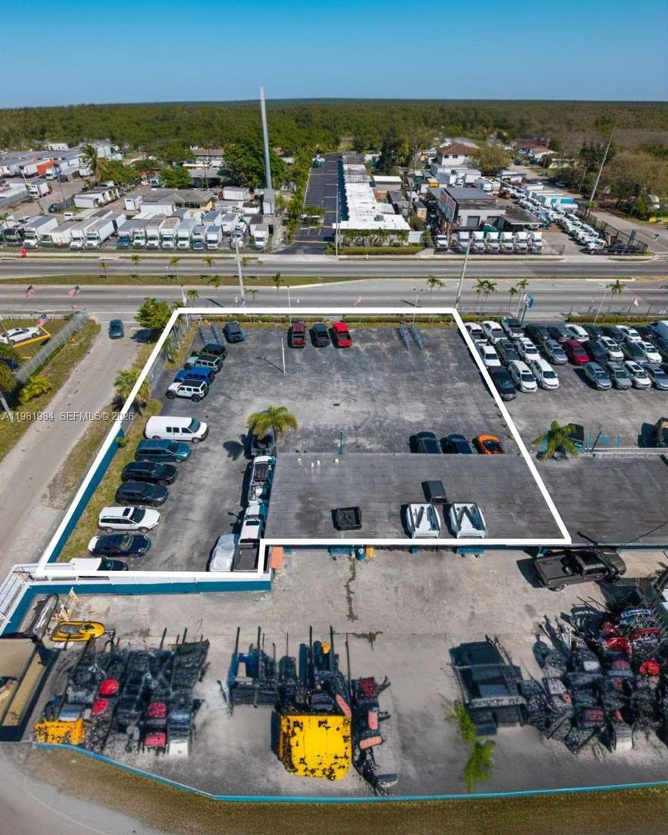 8800 NW 27th Ave # B, Miami, FL 33147