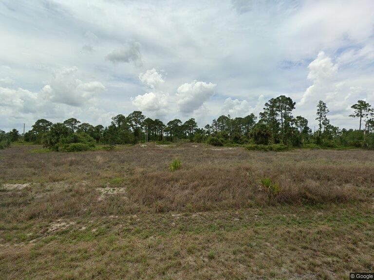 652 Mulberry Avenue S, Lehigh Acres, FL 33974