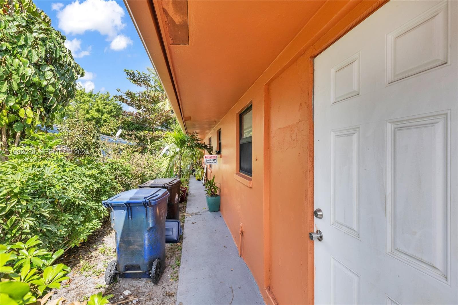 1451 NW 19th St, Fort Lauderdale, FL 33311 photo 3