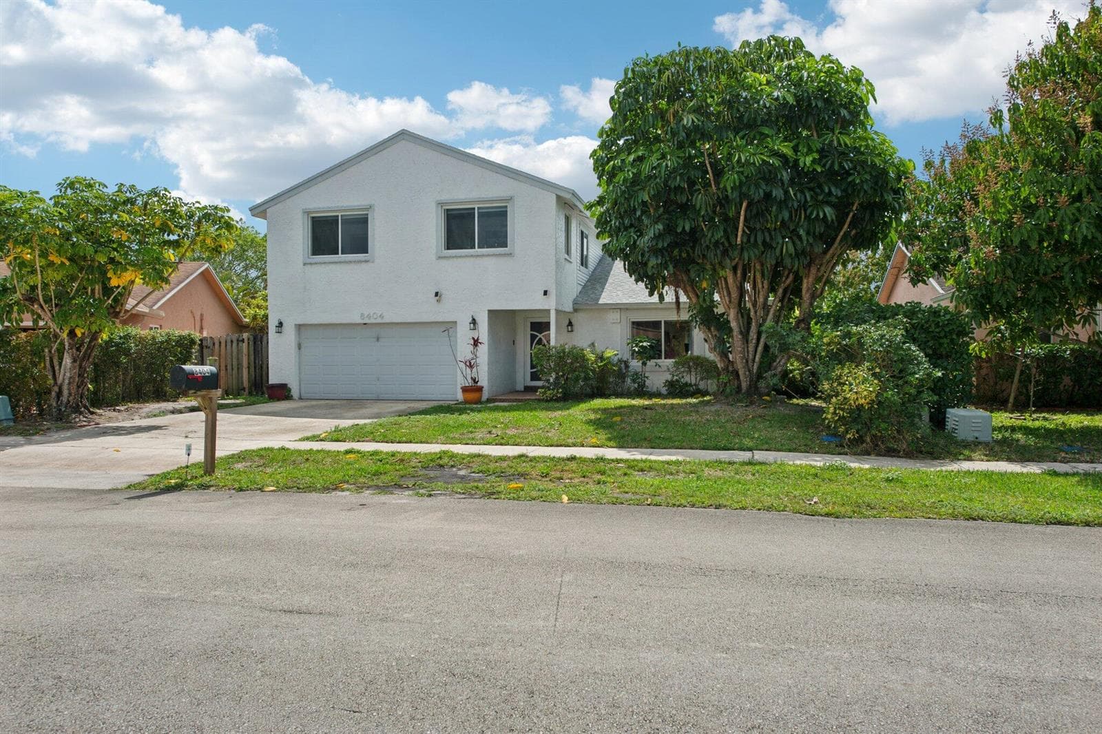 8404 SW 20th Street, North Lauderdale, FL 33068 photo 2