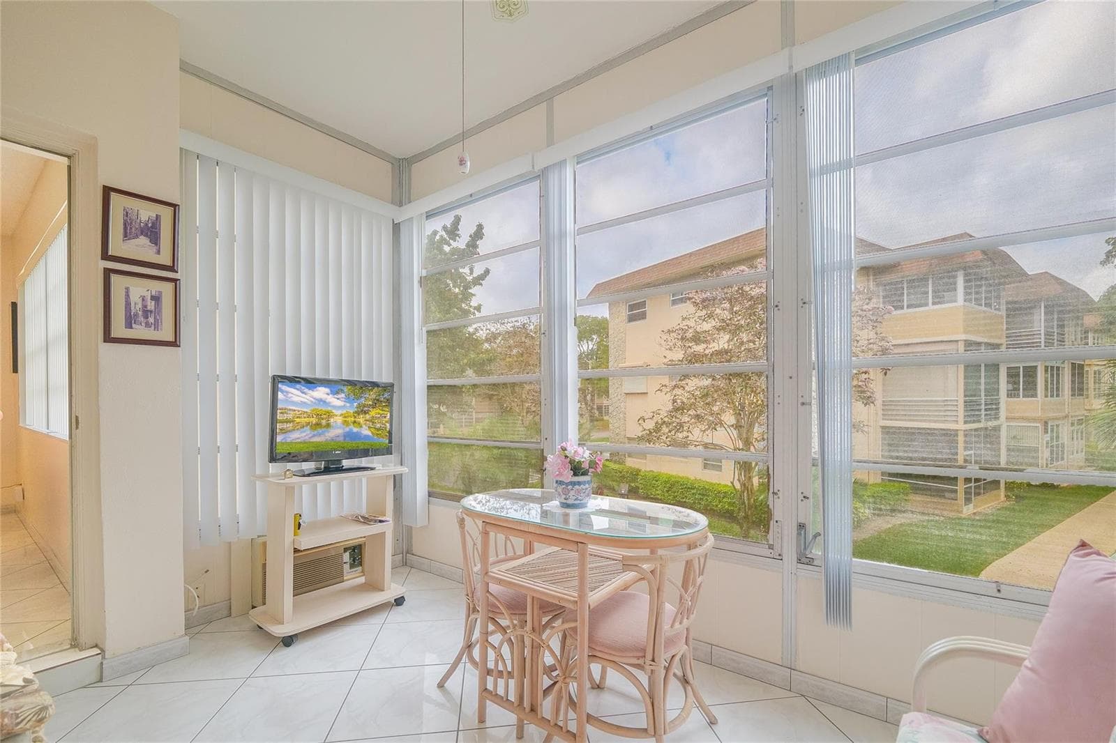3431 NW 50th Avenue # 213, Lauderdale Lakes, FL 33319 photo 2