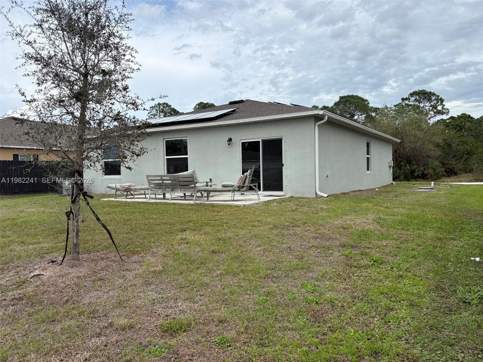 8065 97th Ave, Vero Beach, FL 32967 photo 2