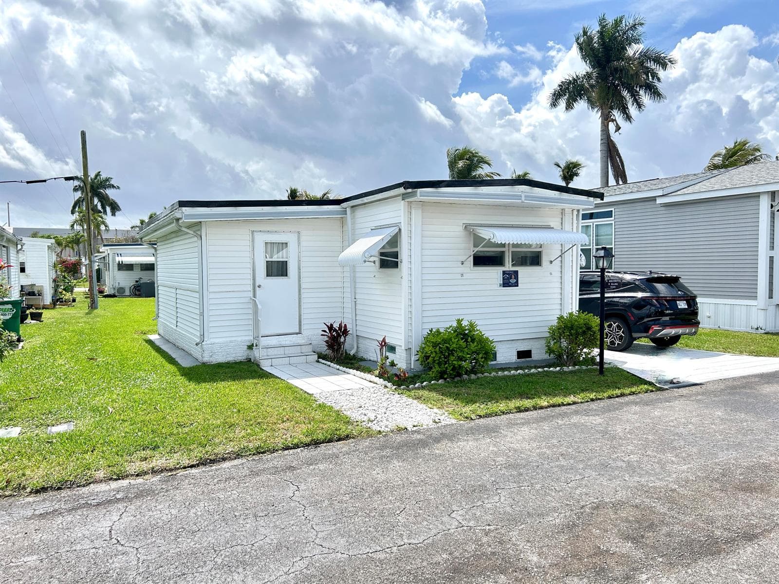 3240 State Street, Hollywood, FL 33021 photo 2