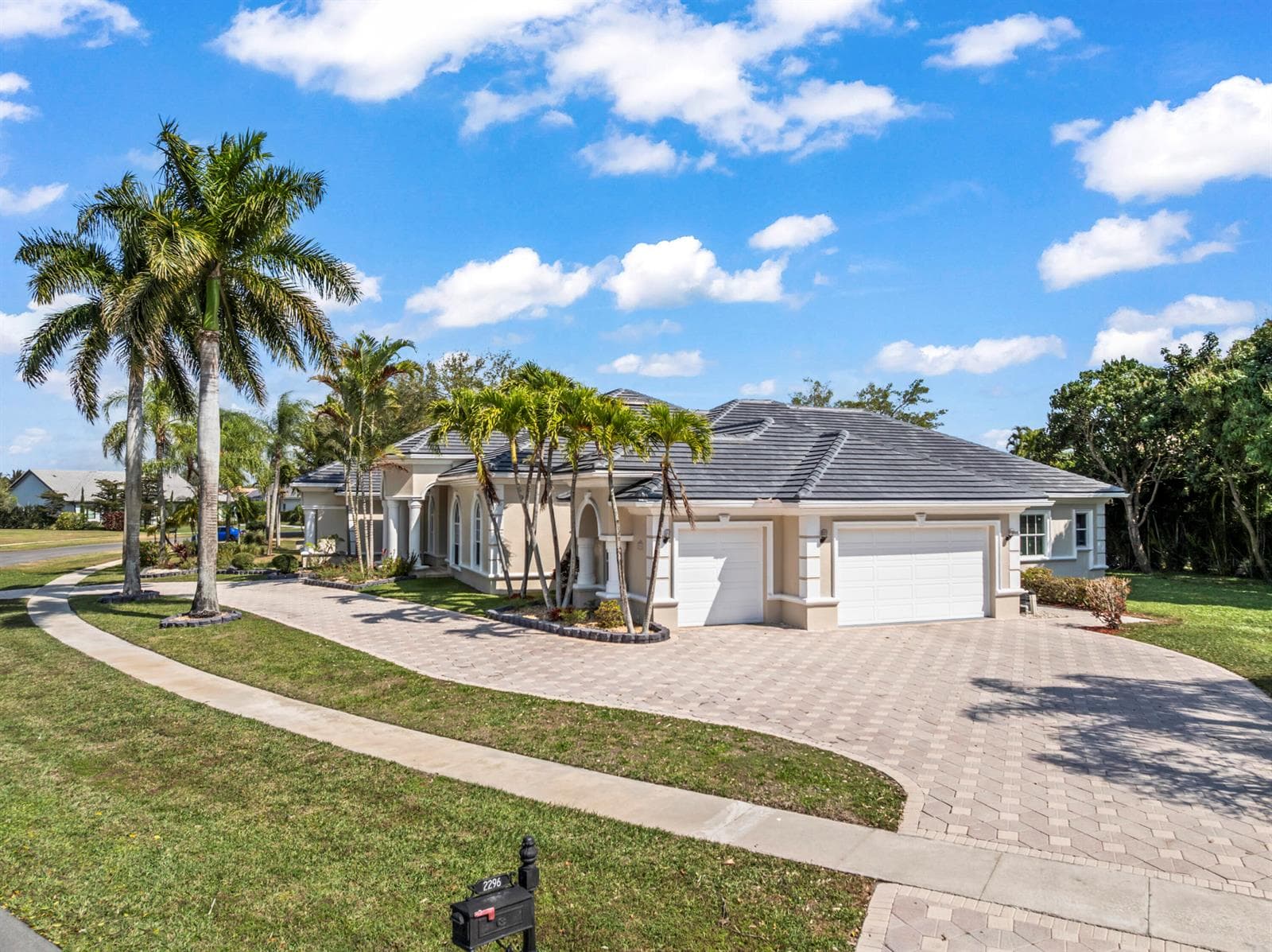 2296 Greenview Cove Drive, Wellington, FL 33414 photo 3