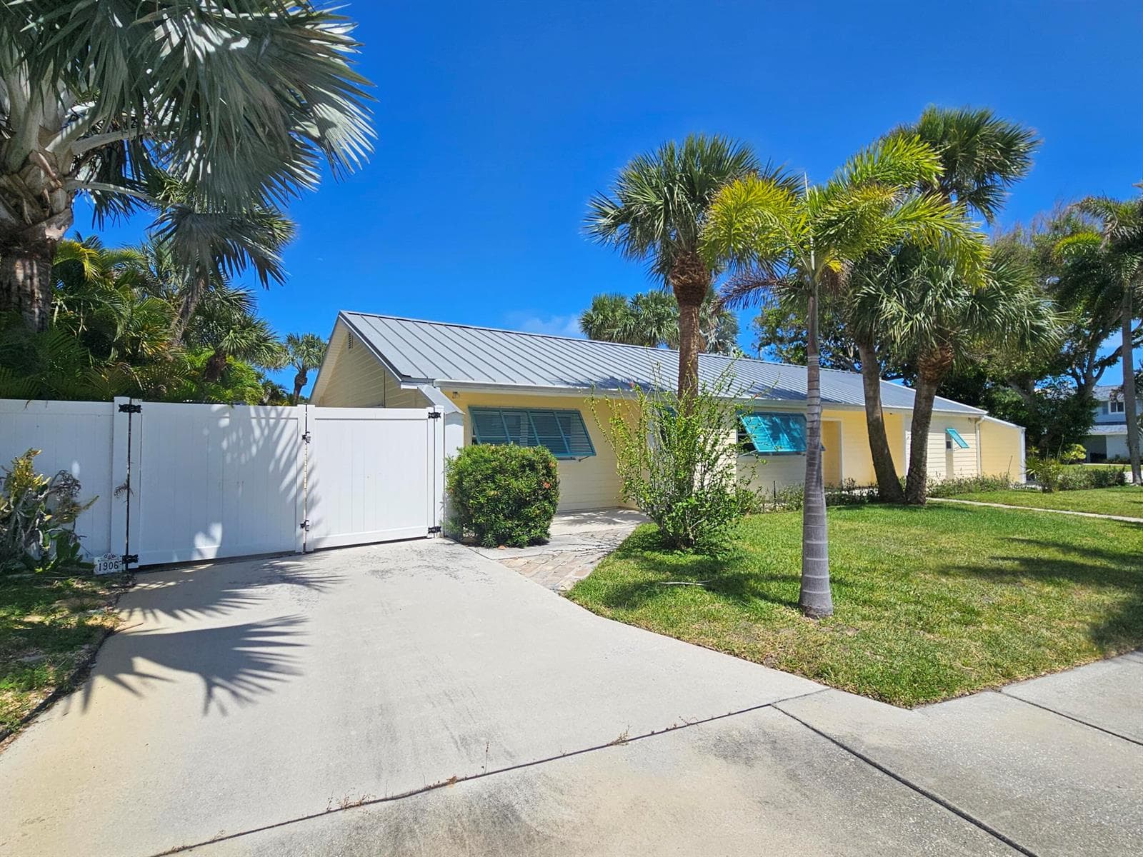 1906 S Ocean Drive, Fort Pierce, FL 34949 photo 4