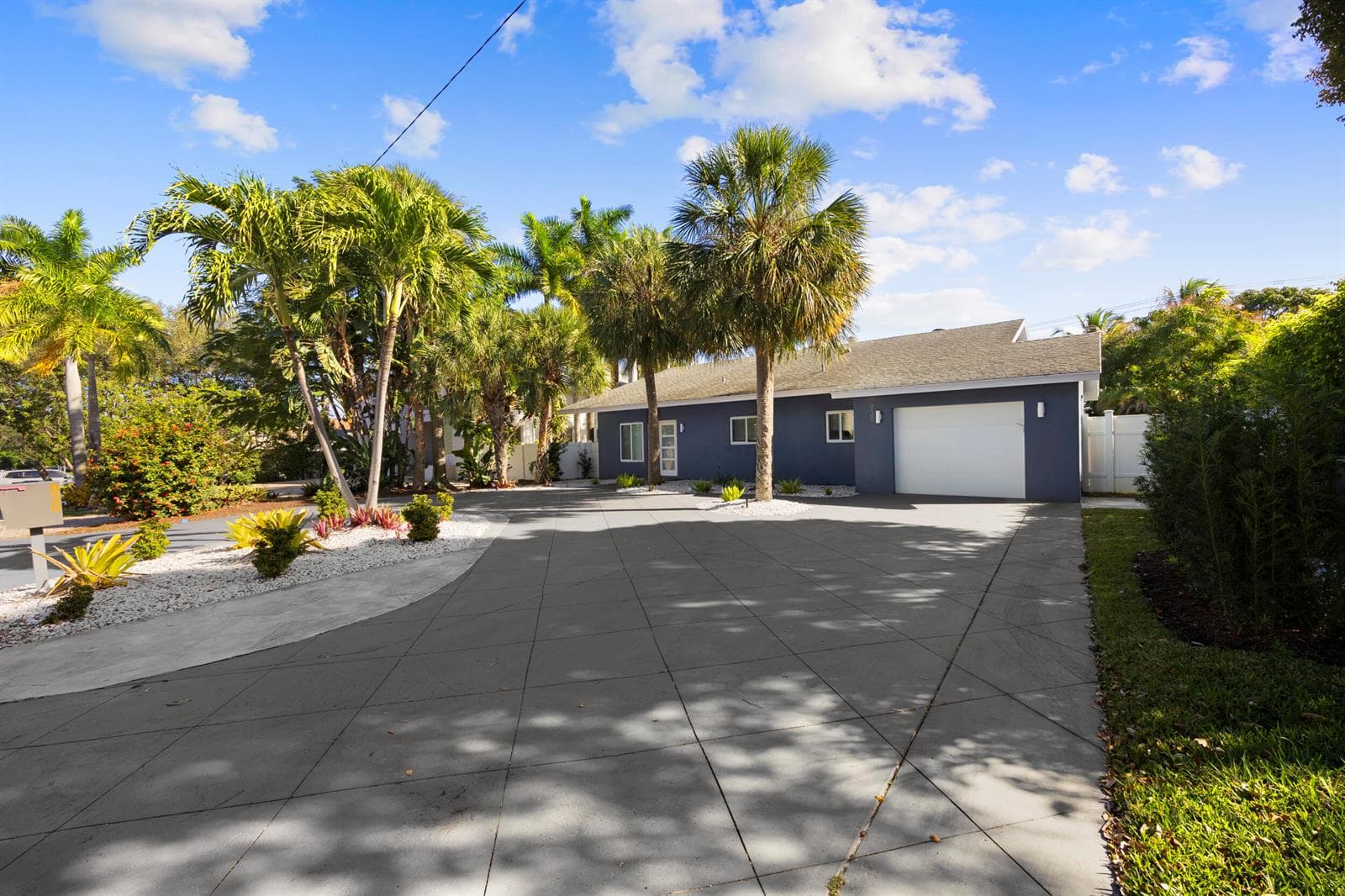 930 NW 4th Court, Boca Raton, FL 33432 photo 2