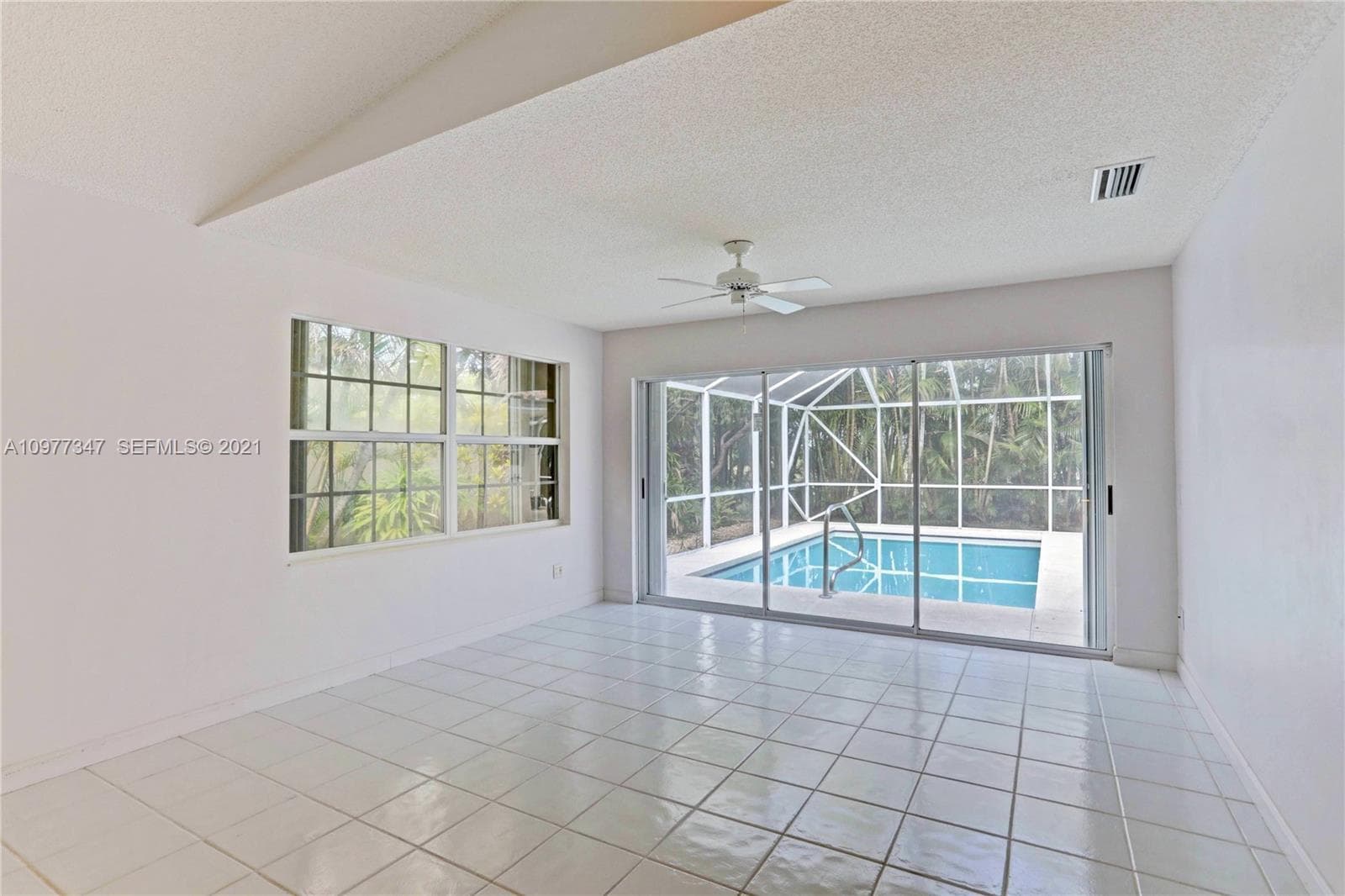 7819 SE Spicewood Circle, Hobe Sound, FL 33455 photo 3