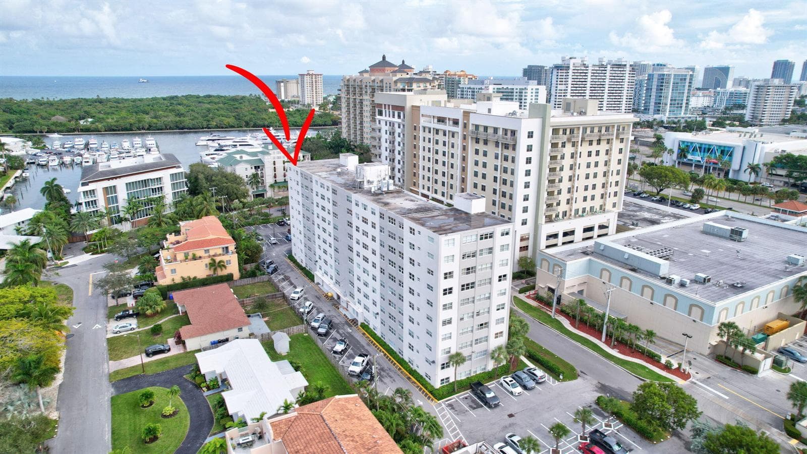 2555 NE 11th Street # 609, Fort Lauderdale, FL 33304 photo 2