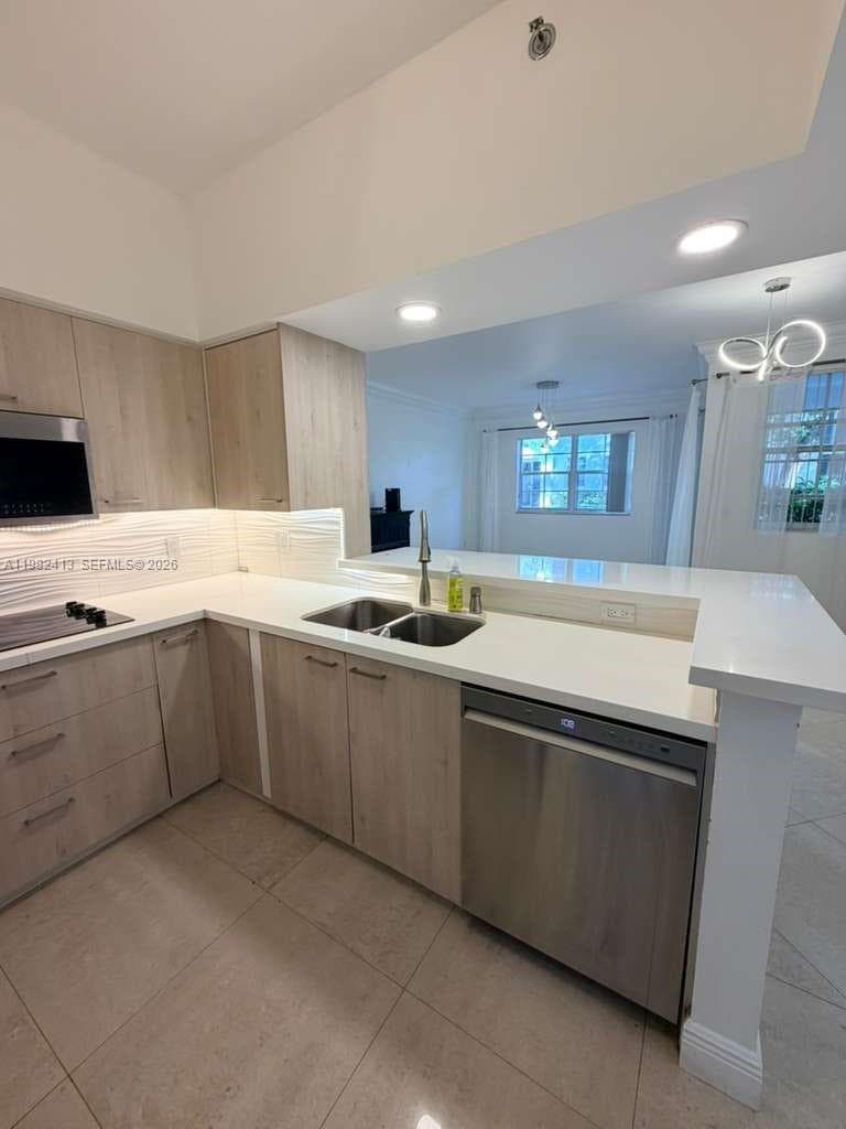 3165 NE 184th St # 6102, Aventura, FL 33160 photo 5
