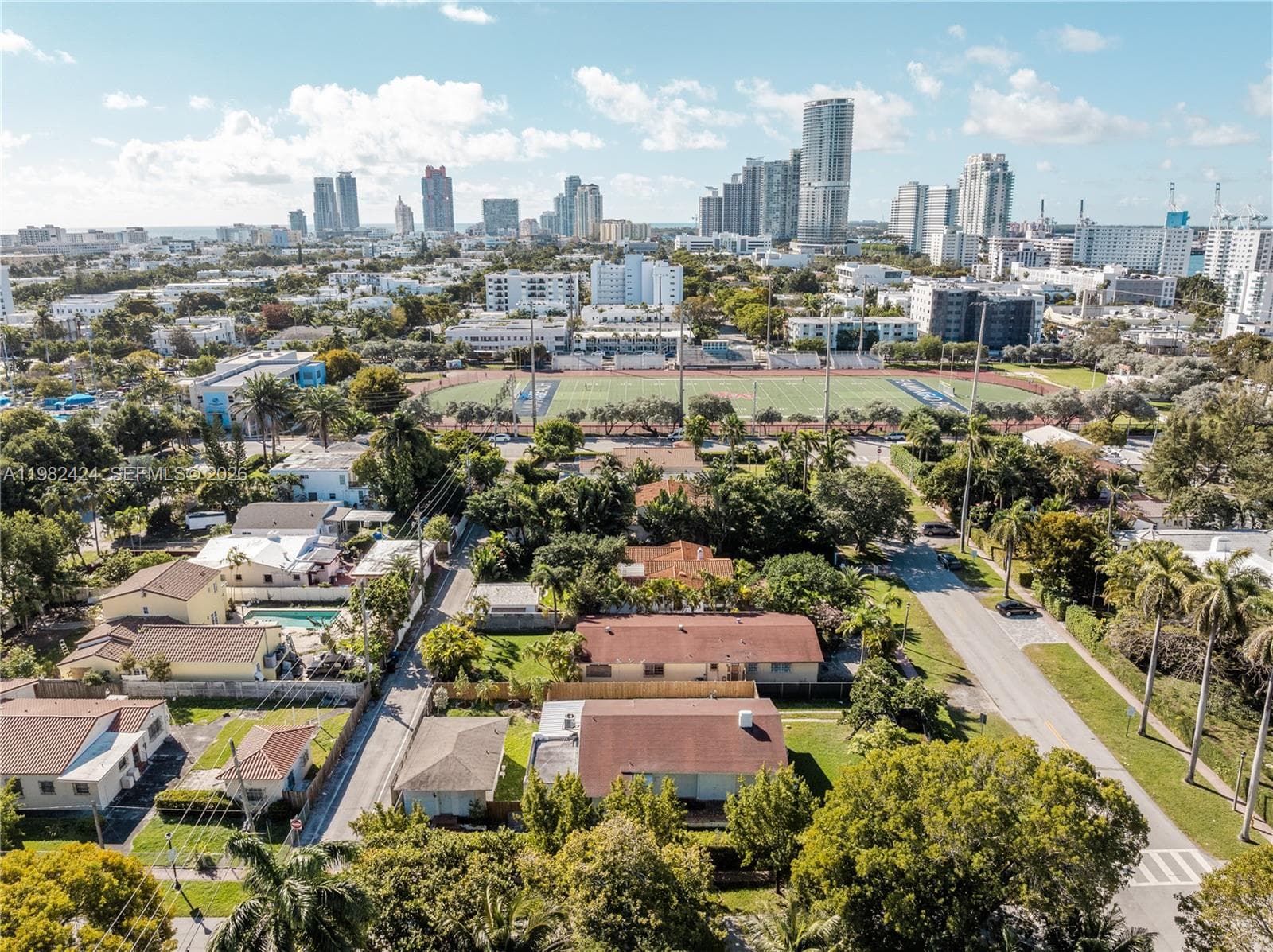 1255 Lenox Ave, Miami Beach, FL 33139 photo 2