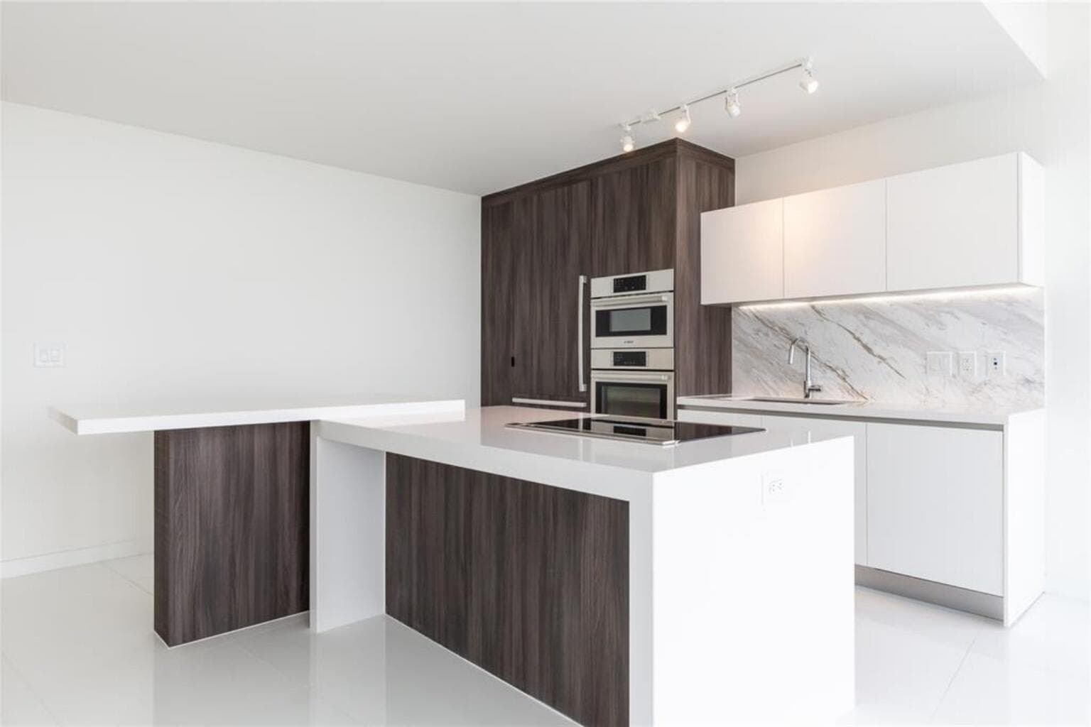 851 NE 1st Avenue # 1510, Miami, FL 33130 photo 5