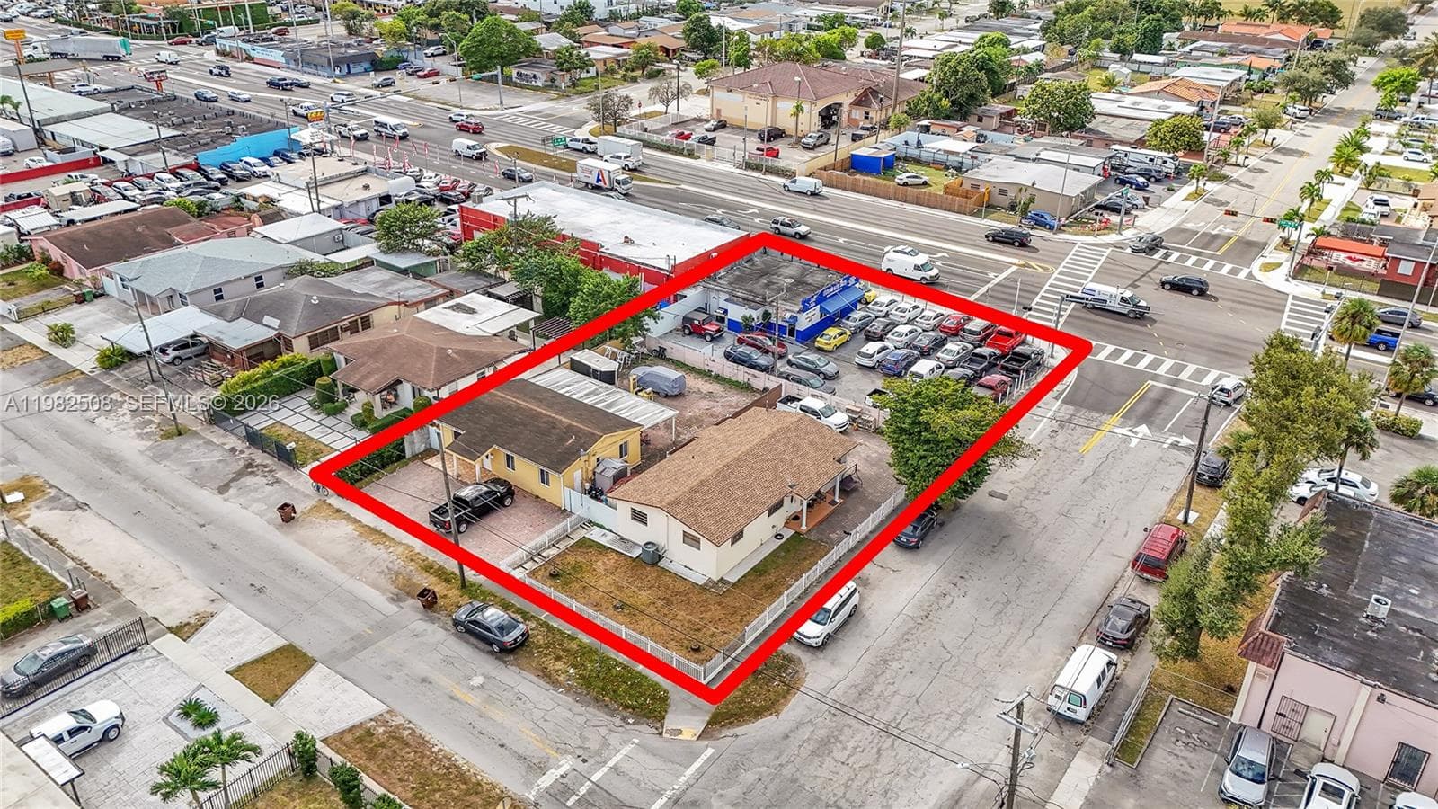 4265 E 8th Ave, Hialeah, FL 33013 photo 2