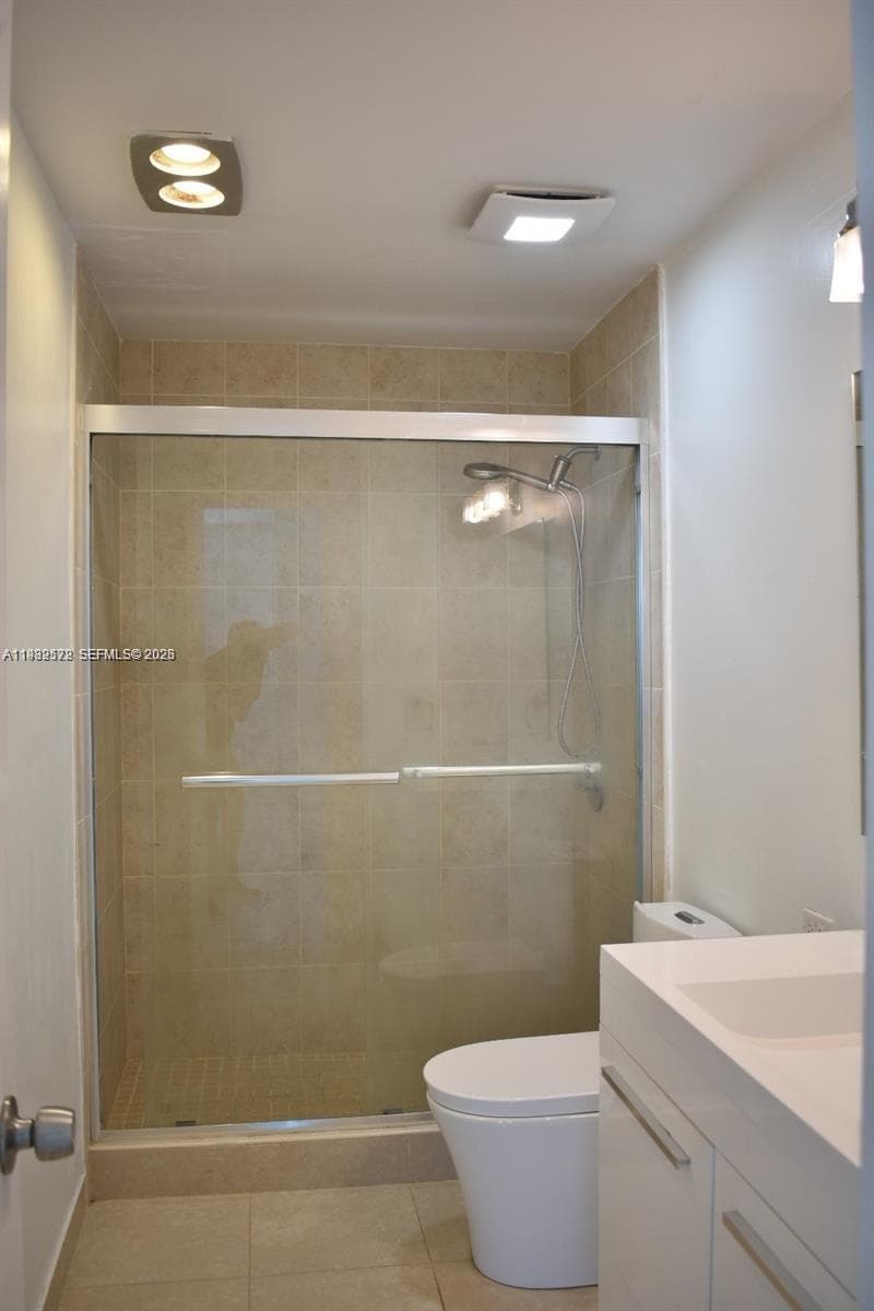 8024 Tatum Waterway Dr # 5A, Miami Beach, FL 33141 photo 4