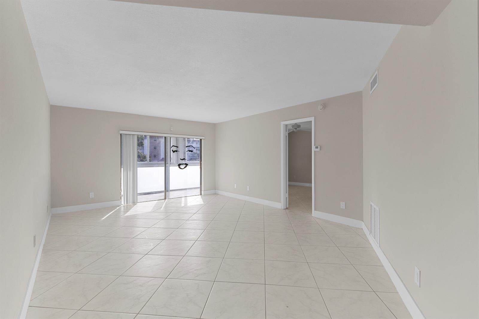 4141 NW 44th Avenue # 224, Lauderdale Lakes, FL 33319 photo 2