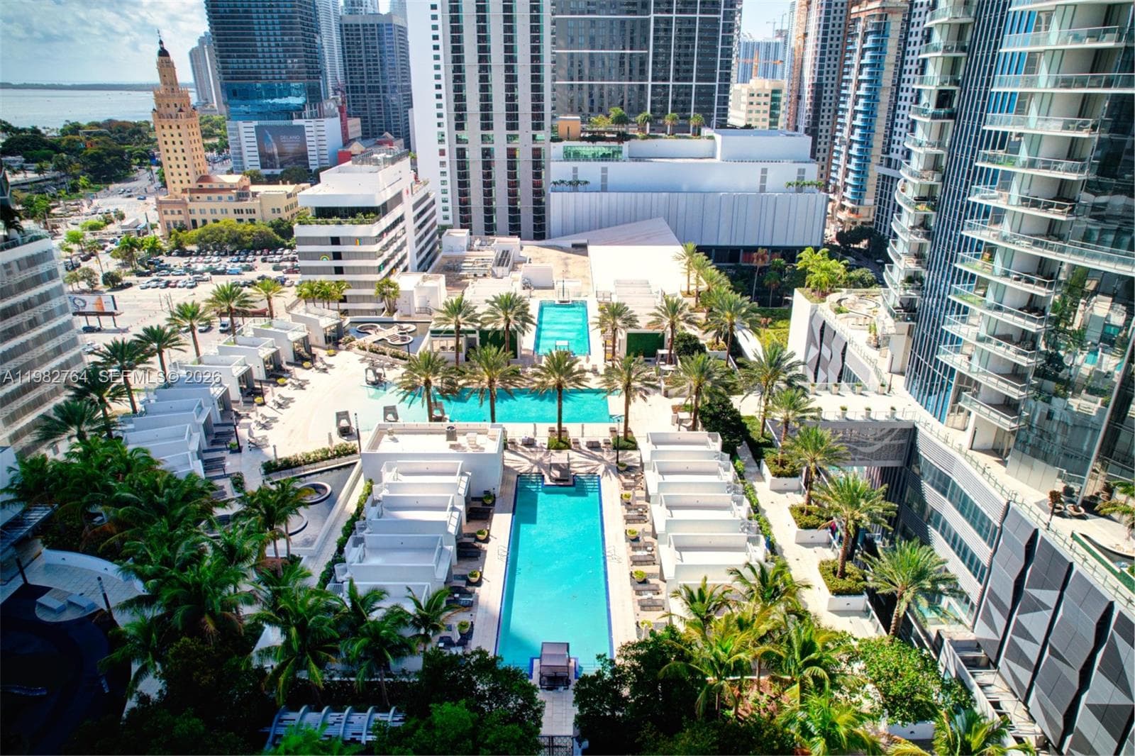 851 NE 1st Ave # 4801, Miami, FL 33132 photo 3