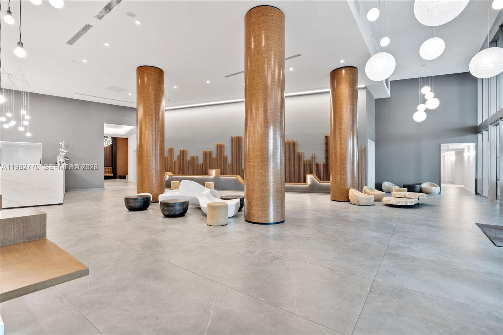 350 S Miami Ave # 2412, Miami, FL 33130 photo 4
