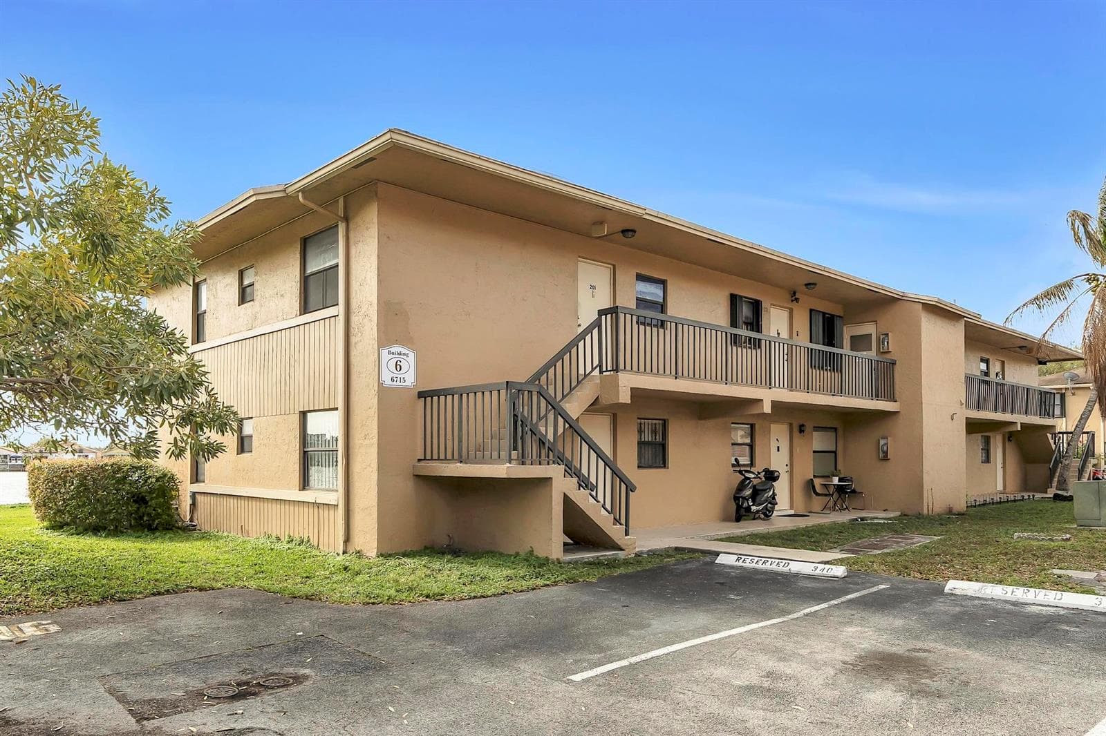 6715 W 26th Drive # 101-6, Hialeah, FL 33016